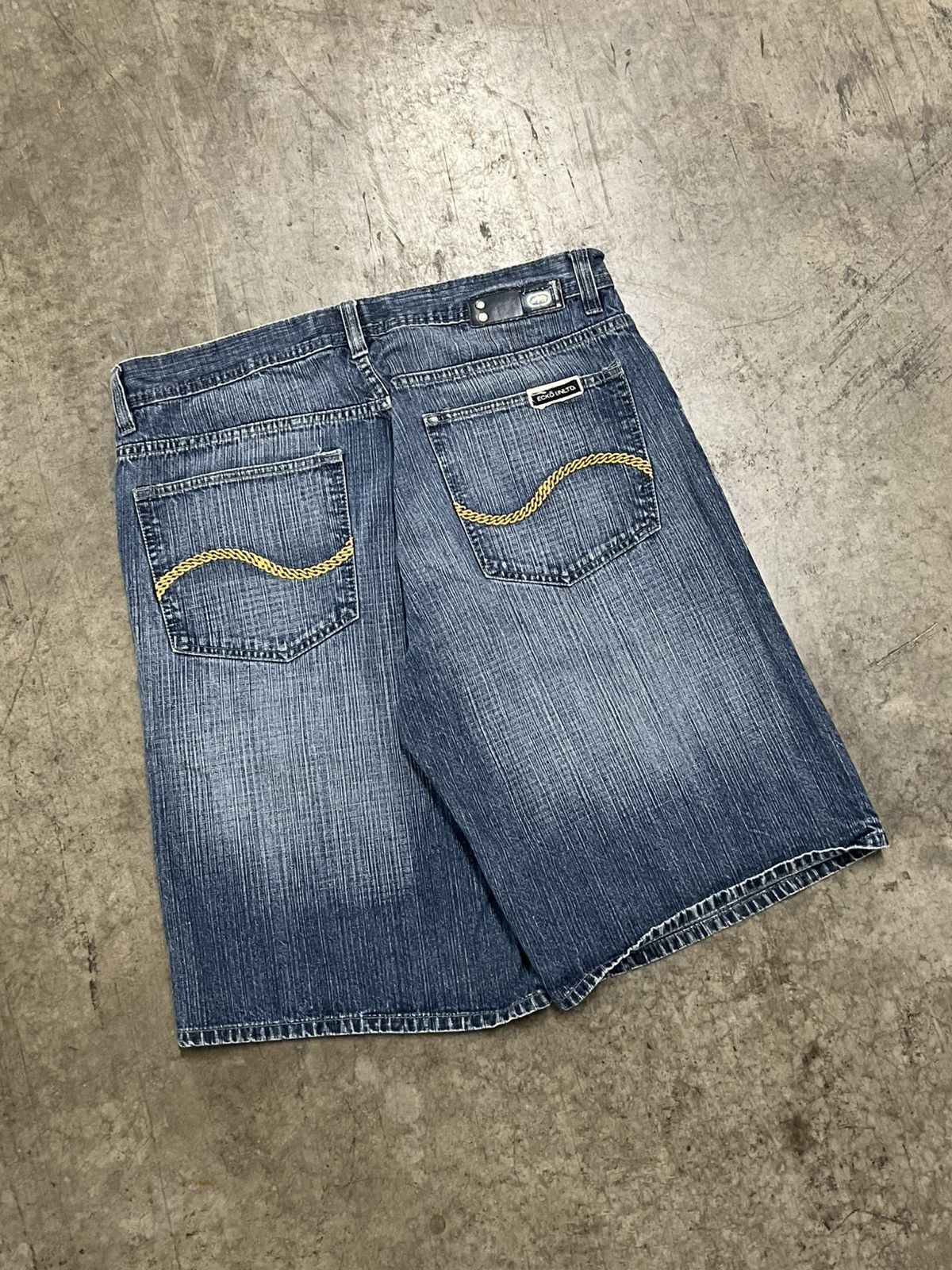 Ecko Unltd. × Vintage Y2K baggy fit jorts Ecko vintage streetwear hype rare skater Size US 36 / EU 52 - 3 Thumbnail