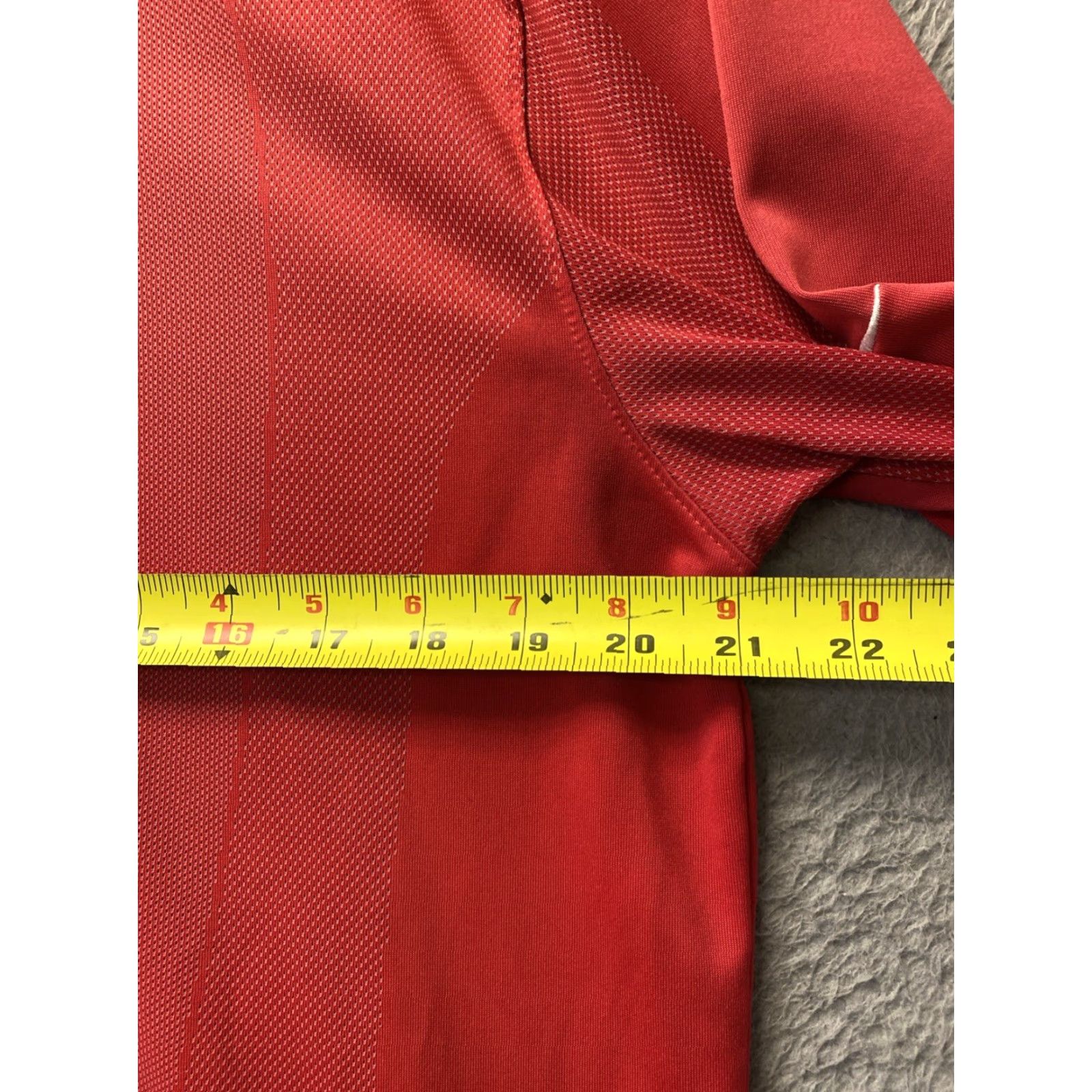 Nike Nike Men's Athletic Wear Short Sleeve Swoosh Golf Active Shirt Red Size US M / EU 48-50 / 2 - 5 Thumbnail