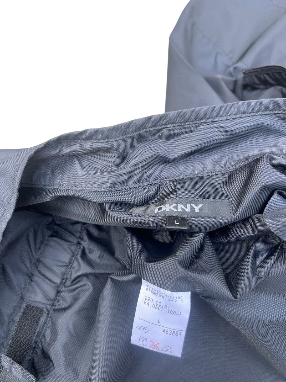 DKNY Vintage 2000s Y2K DKNY Black Tactical Nylon Jacket Size US L / EU 52-54 / 3 - 13 Thumbnail