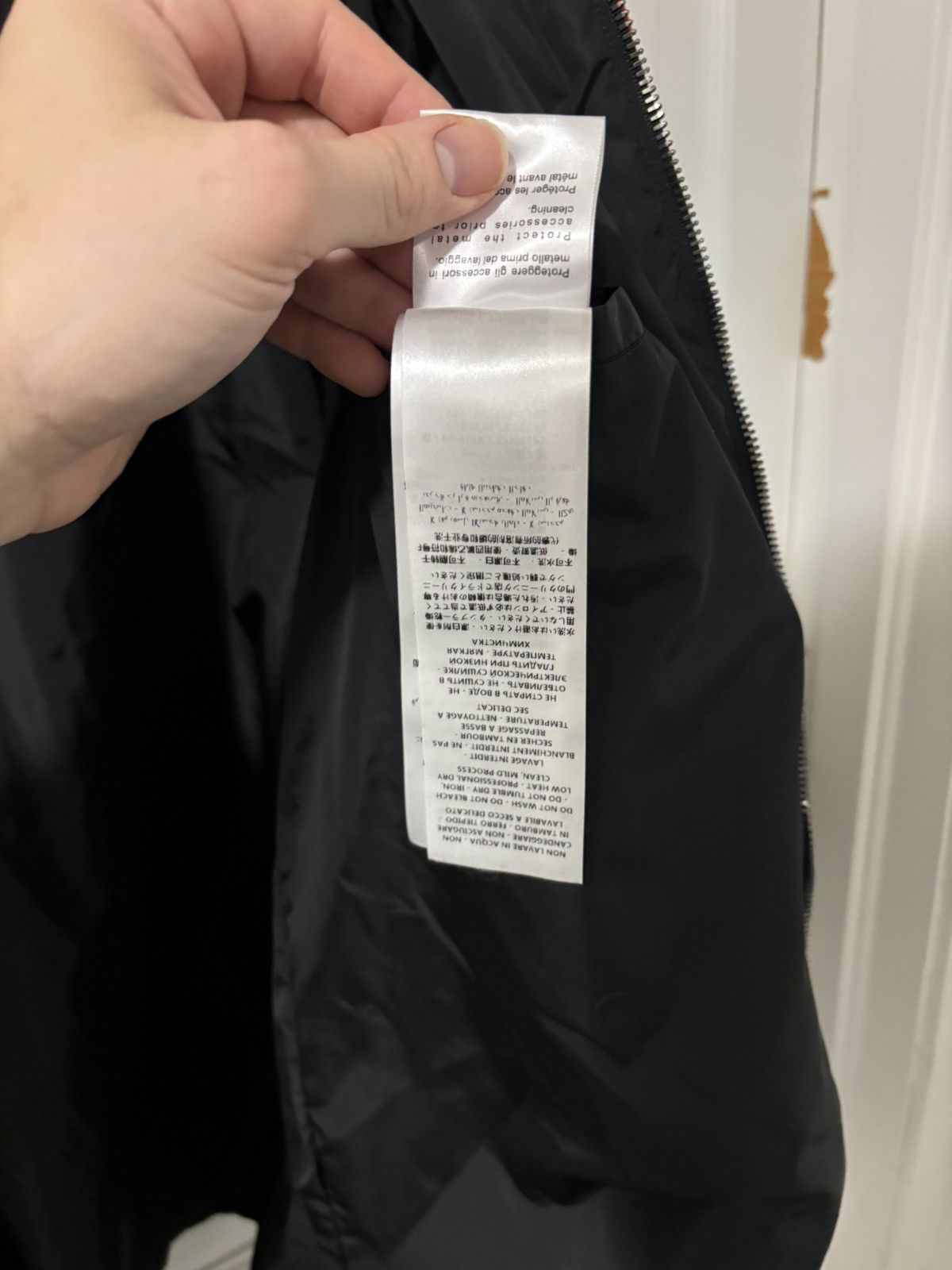 Gucci Angry cat windbreaker Size US L / EU 52-54 / 3 - 6 Thumbnail