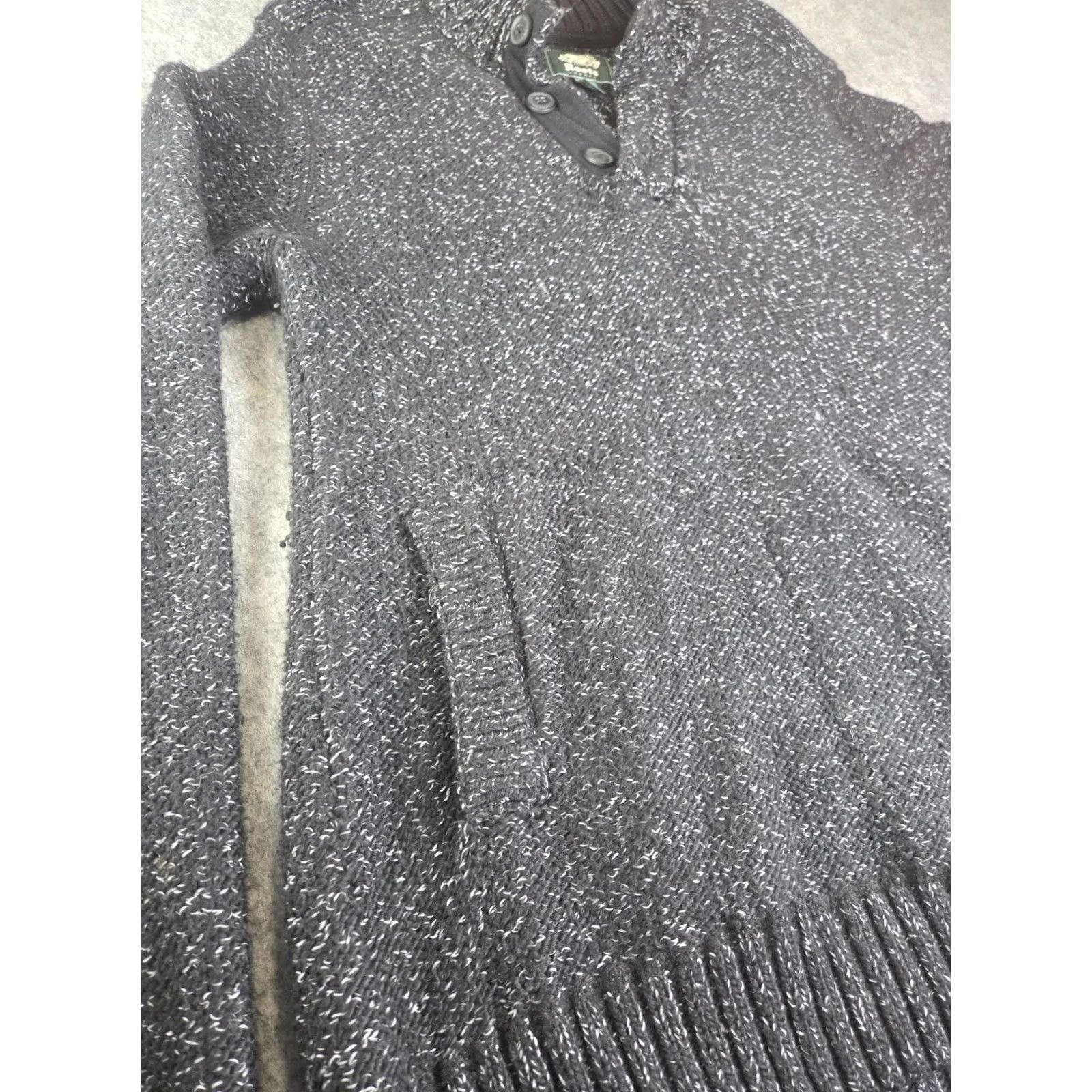Roots New title: ROOTS CANADA WOOL KNIT SWEATER LARGE MOCK NECK BUTTON PULLOVER Size L / US 10 / IT 46 - 2 Thumbnail