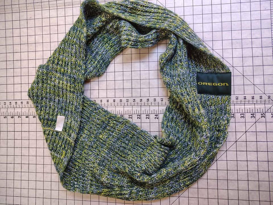 Other Oregon Ducks Infinity Scarf Green Yellow Knit Size ONE SIZE - 3 Thumbnail