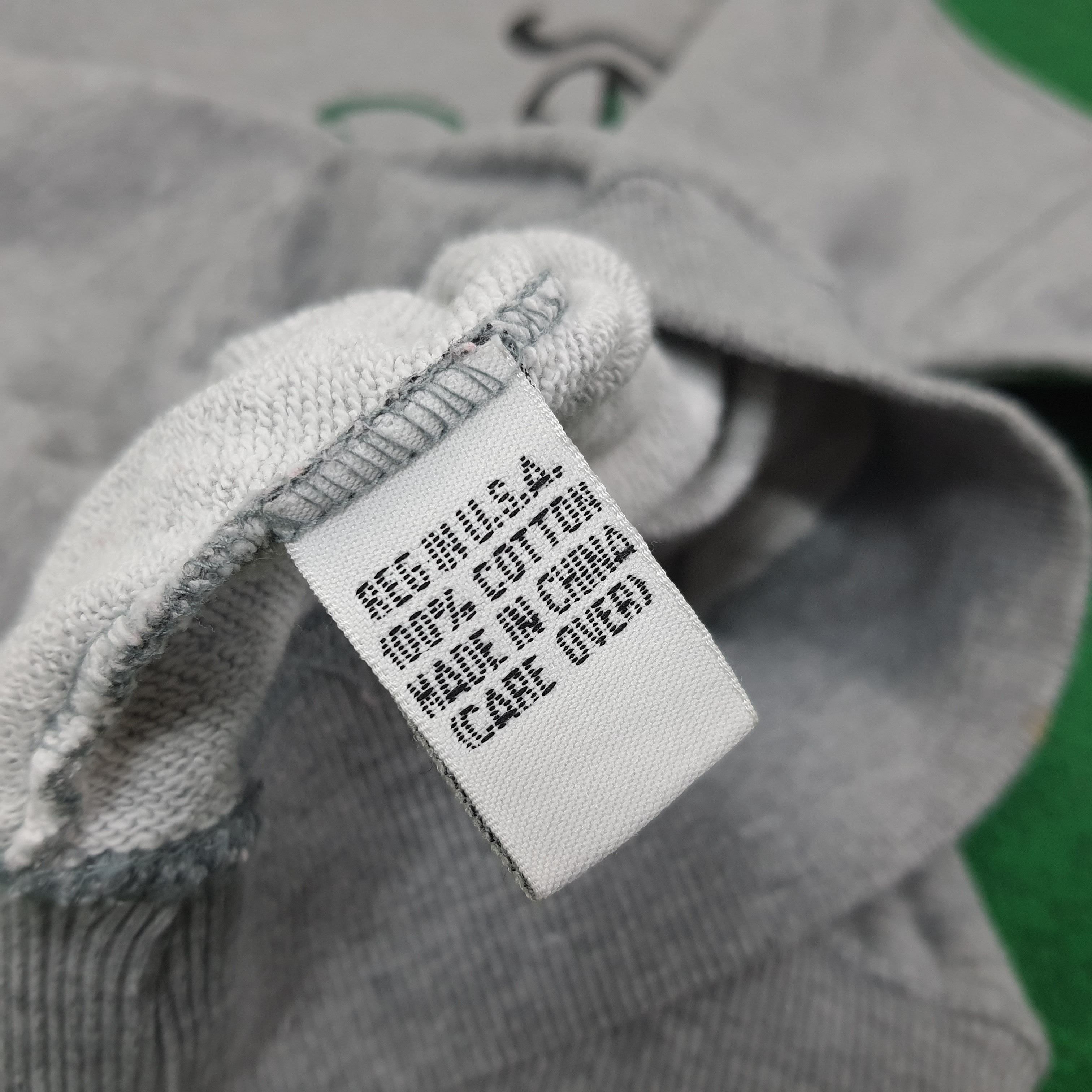 Calvin Klein Vintage Calvin Klein Jeans Sweatshirt C251N1 Size US M / EU 48-50 / 2 - 6 Thumbnail
