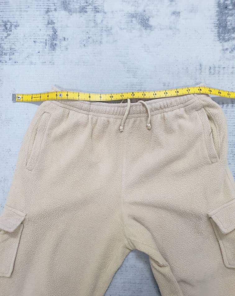Japanese Brand Unbranded beige colour cargo fleece pant Size US 32 / EU 48 - 7 Thumbnail
