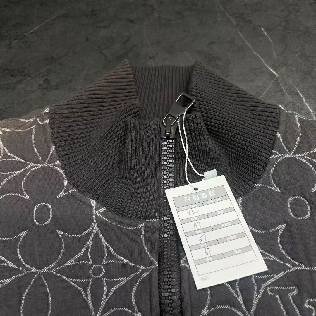 Louis Vuitton louis vuitton patterned cotton jacket in excellent condition Size US XL / EU 56 / 4 - 2 Thumbnail