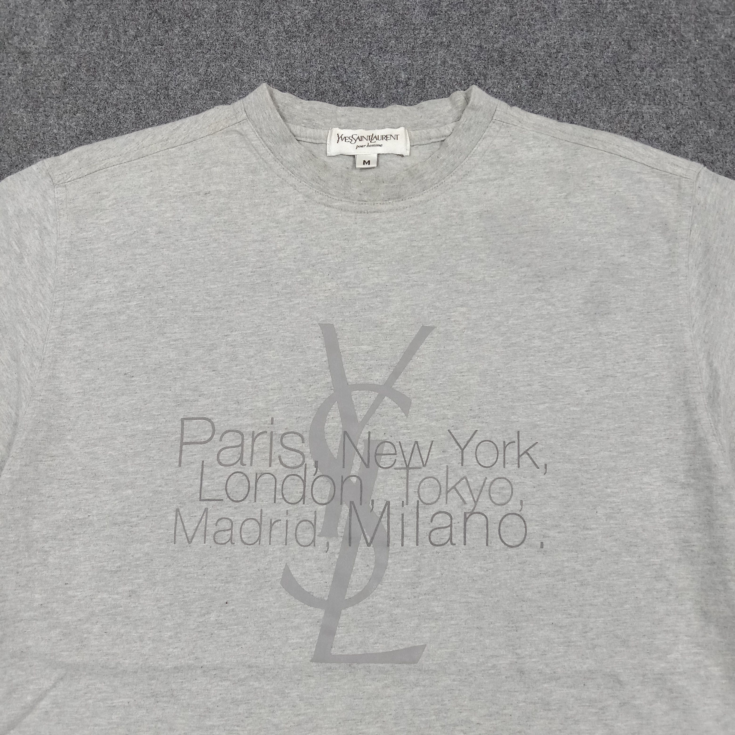 Yves Saint Laurent Yves Saint Laurent YSL Designer Center Logo Tshirt C294N72 Size US L / EU 52-54 / 3 - 2 Thumbnail