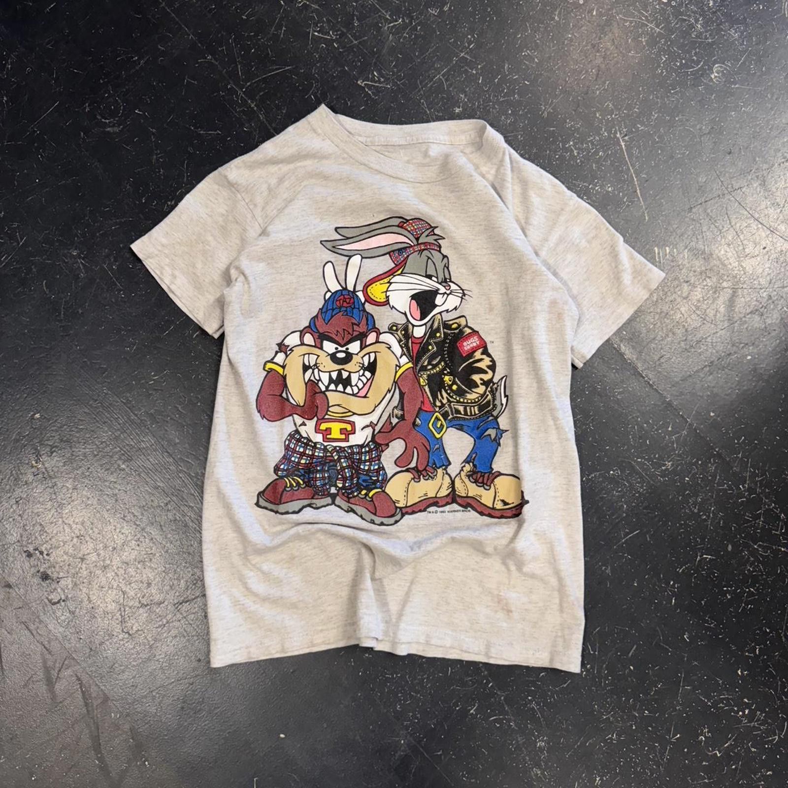 Vintage Vintage 1993 Looney Tunes Tee Size US S / EU 44-46 / 1 - 1 Thumbnail
