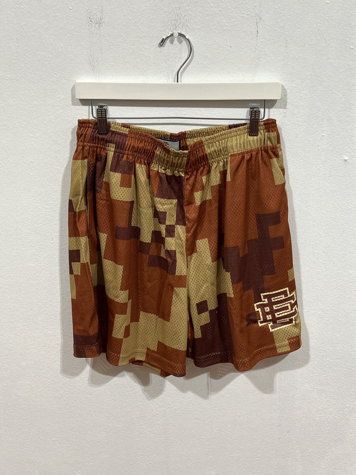 Eric Emanuel Eric Emanuel Brown Camo Digi Short Size US 36 / EU 52 - 1 Thumbnail