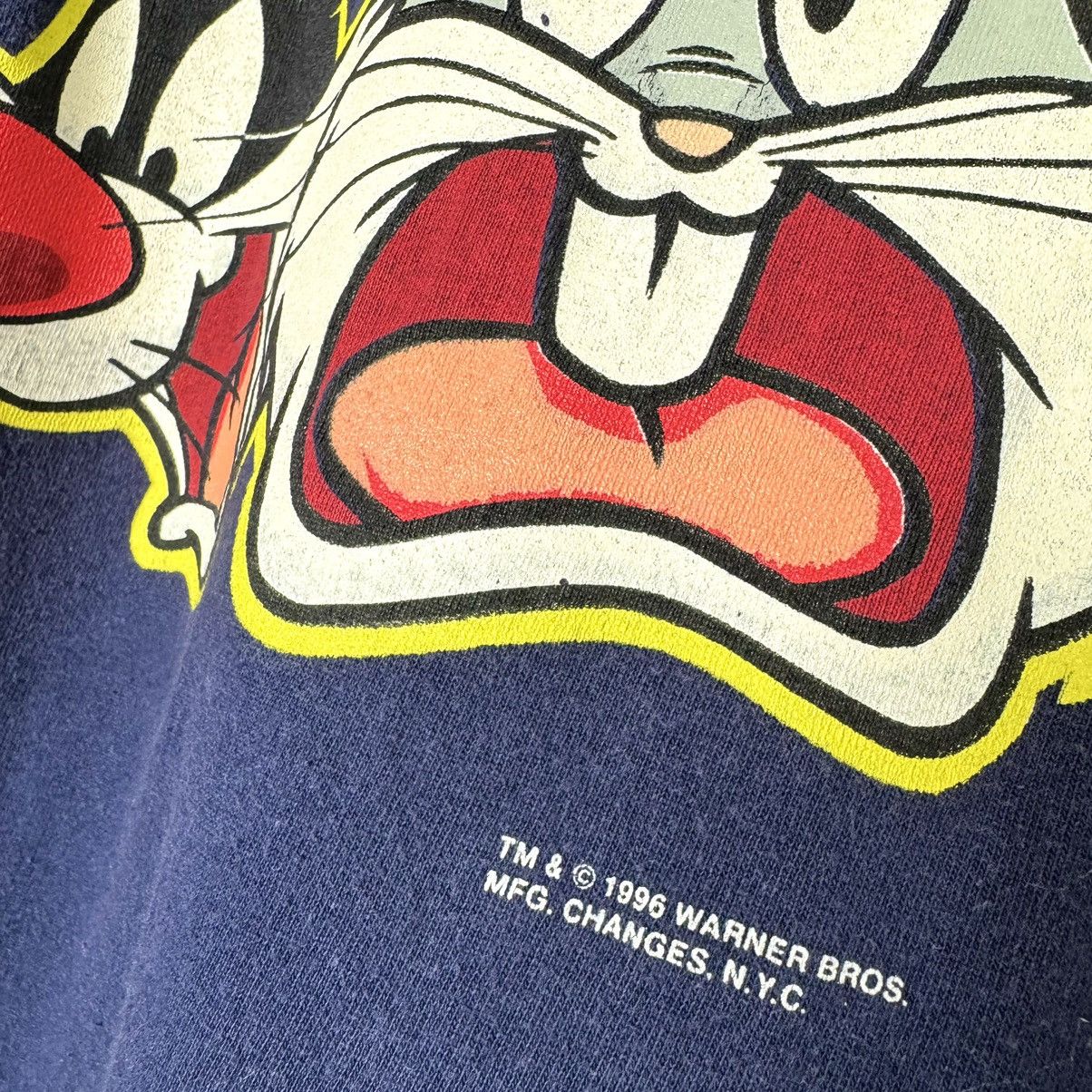 Vintage Vintage 1996 Looney Tunes Alien Abduction Cartoon T Shirt Size US XL / EU 56 / 4 - 5 Thumbnail