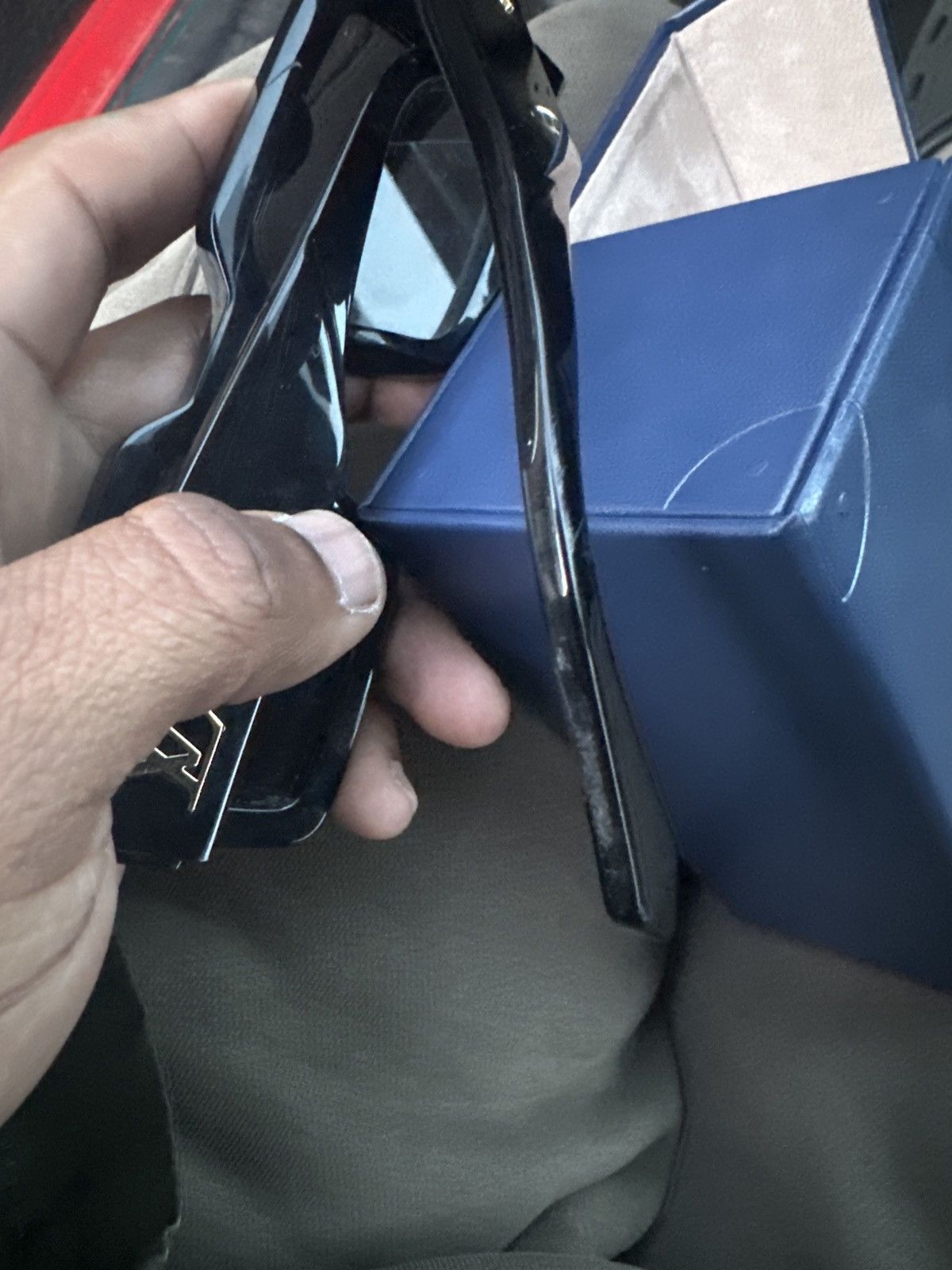 Louis Vuitton LV Size ONE SIZE - 2 Thumbnail