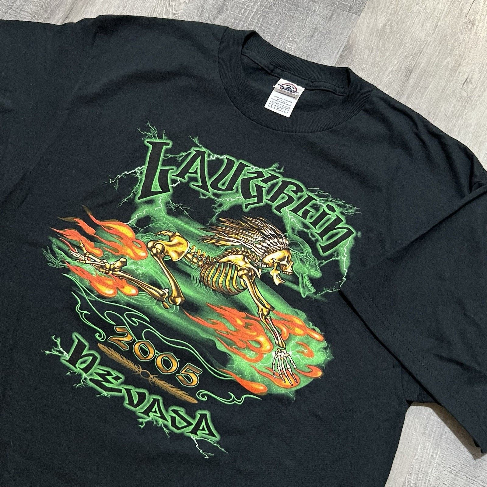 Delta VTG Laughlin Nevada 2005 Green Flames Y2K Skeleton T Shirt L Size US L / EU 52-54 / 3 - 3 Thumbnail