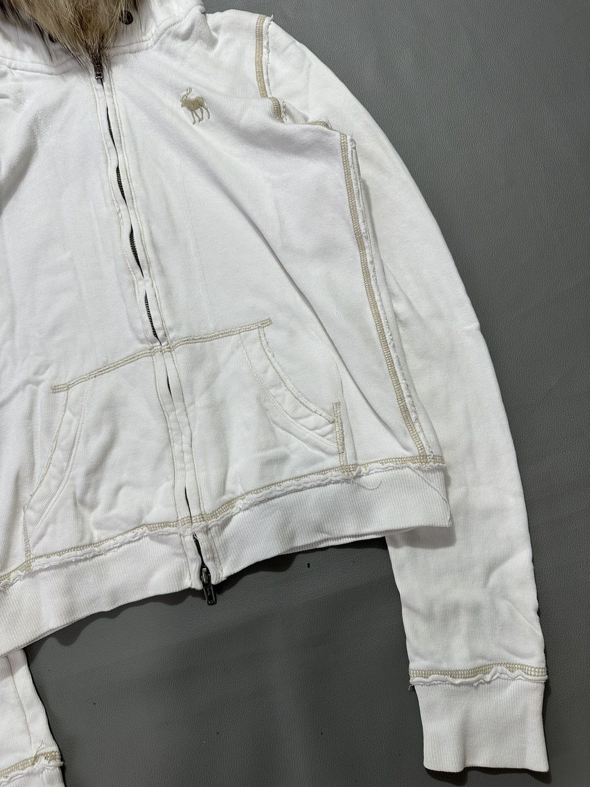 Abercrombie & Fitch VINTAGE DISTRESSED ABERCROMBIE CENTER LOGO FUR ZIP HOODIE Size US S / EU 44-46 / 1 - 5 Thumbnail