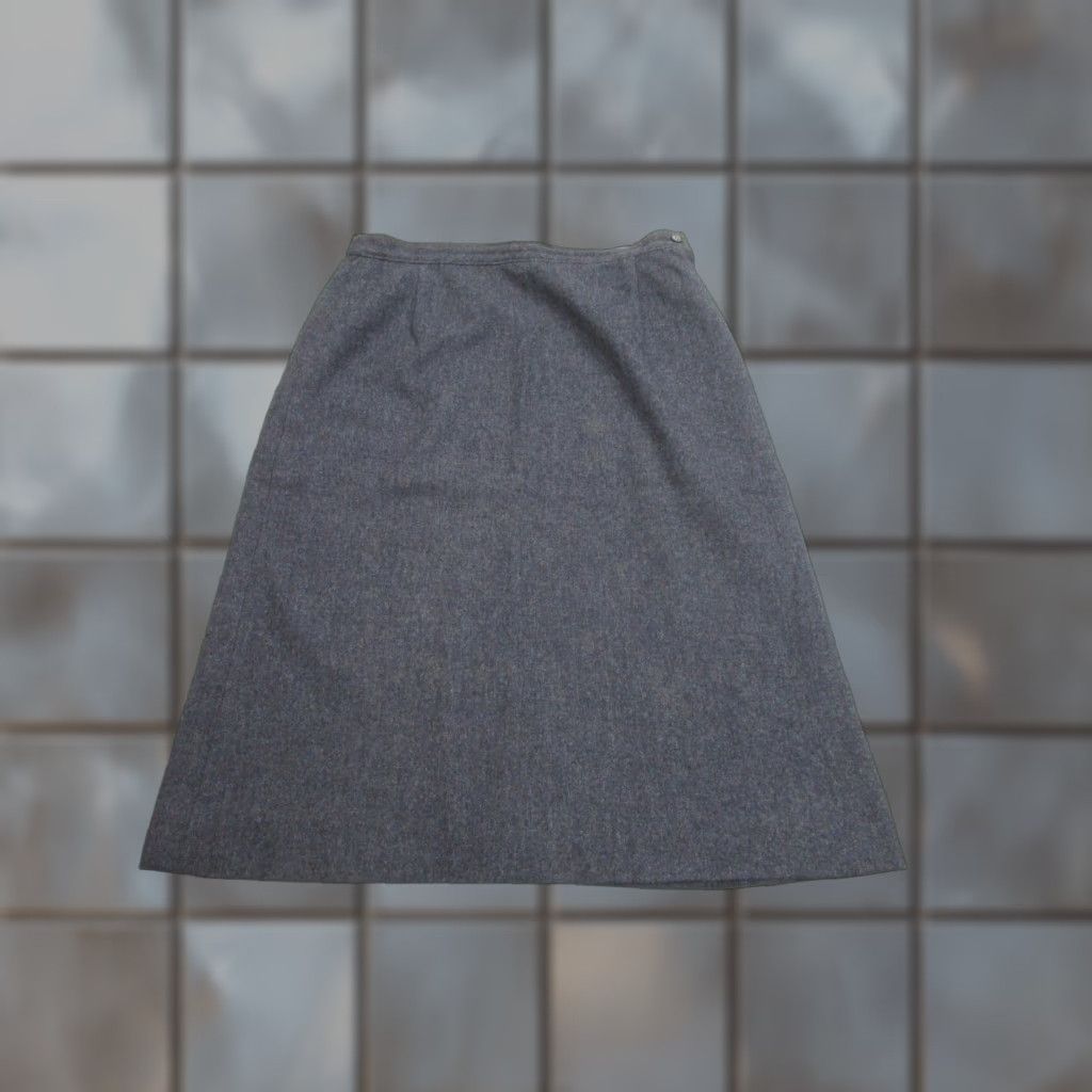 Pendleton VINTAGE Pendleton Skirt Womens 12 Gray Wool A-Line Midi Lined High Rise USA Size 34" / US 12 / IT 48 - 1 Thumbnail