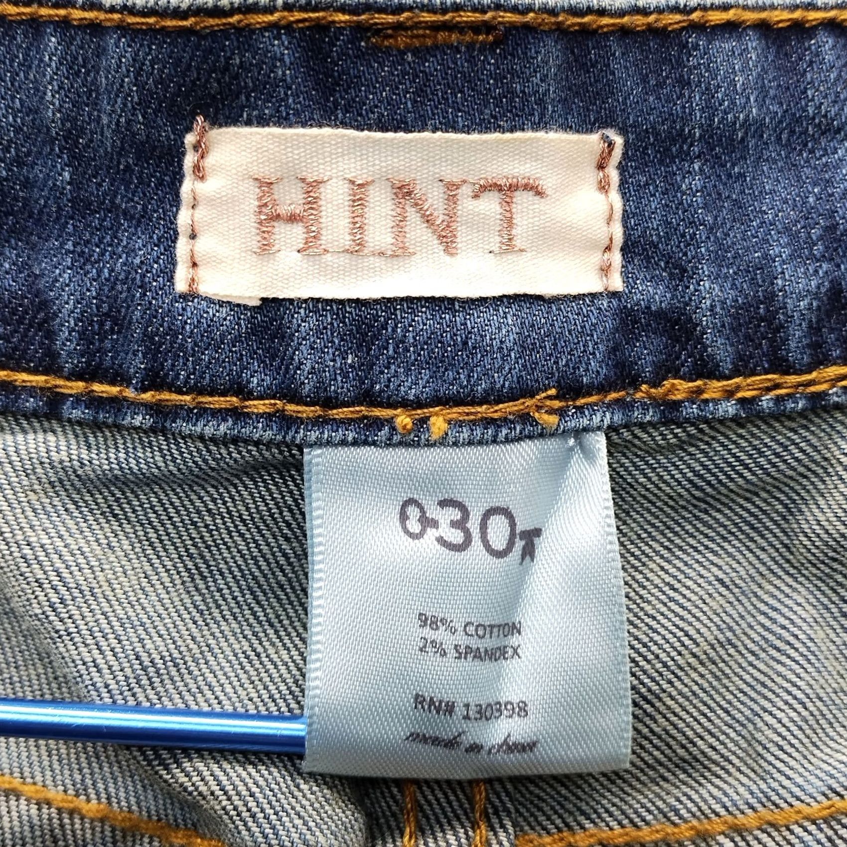 Denime Hint Womens 30 Navy Denim Stretch 5-Pocket Cut Off Shorts Shirt? Size 30" / US 8 / IT 44 - 3 Thumbnail
