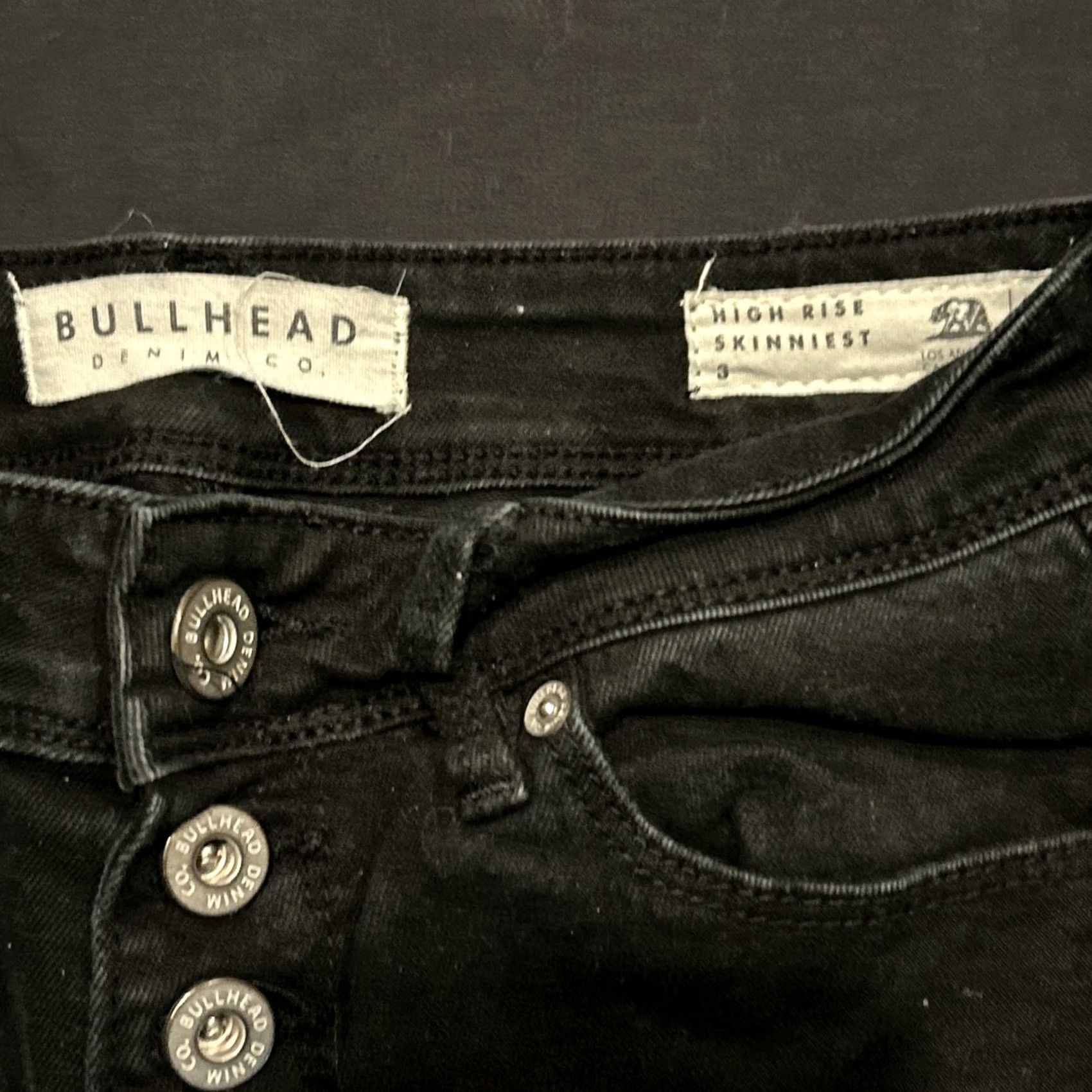CO Bullhead Denim Co Jeans Juniors Size 3 Black Skinny Slim Button Pocket Cotton Blend Denim Inseam 28 in Womens Boys? Size 26" / US 2 / IT 38 - 2 Thumbnail