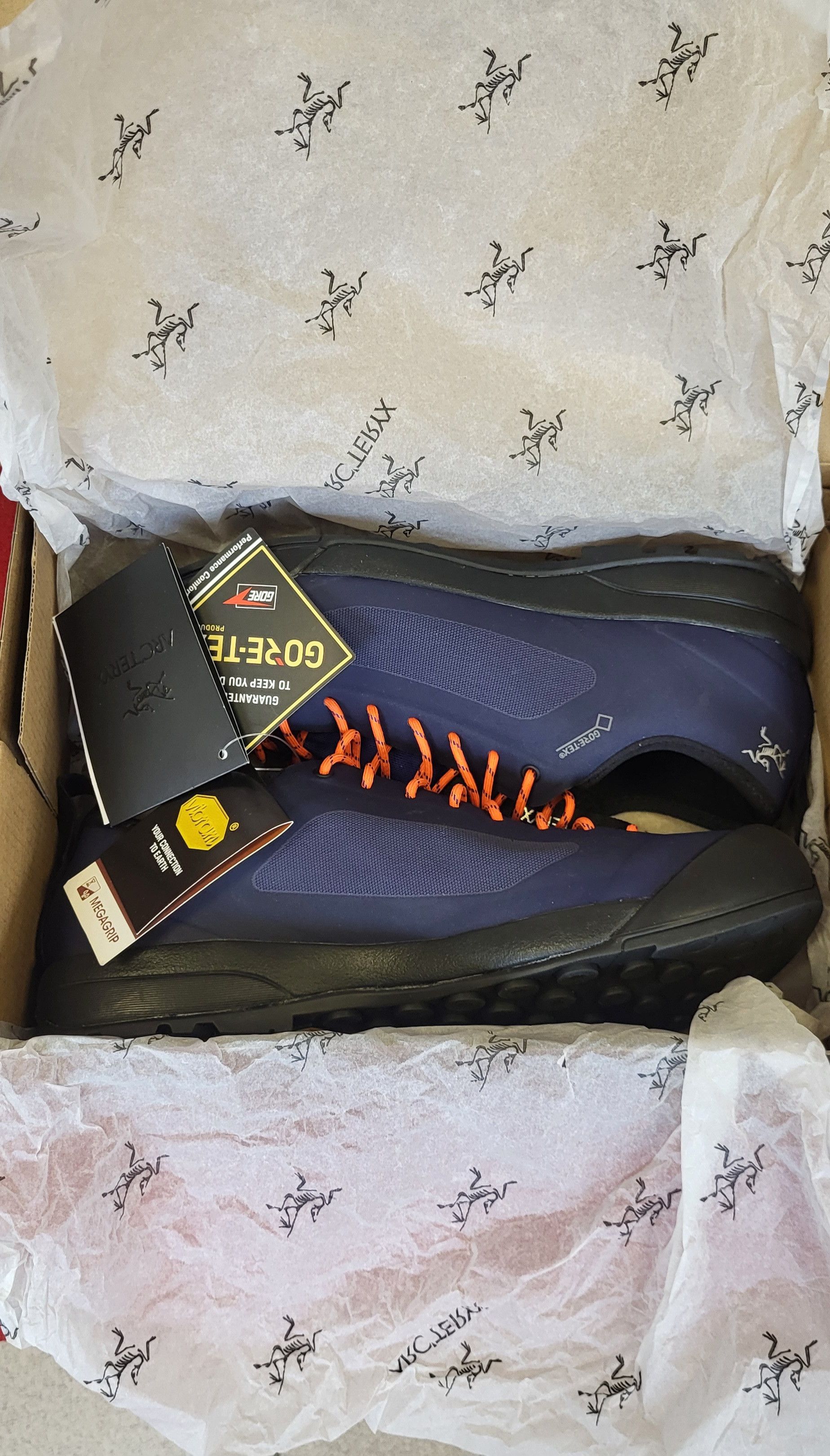 Arc'teryx Arc'Teryx Size US 8.5 / IT 38.5 - 2 Thumbnail