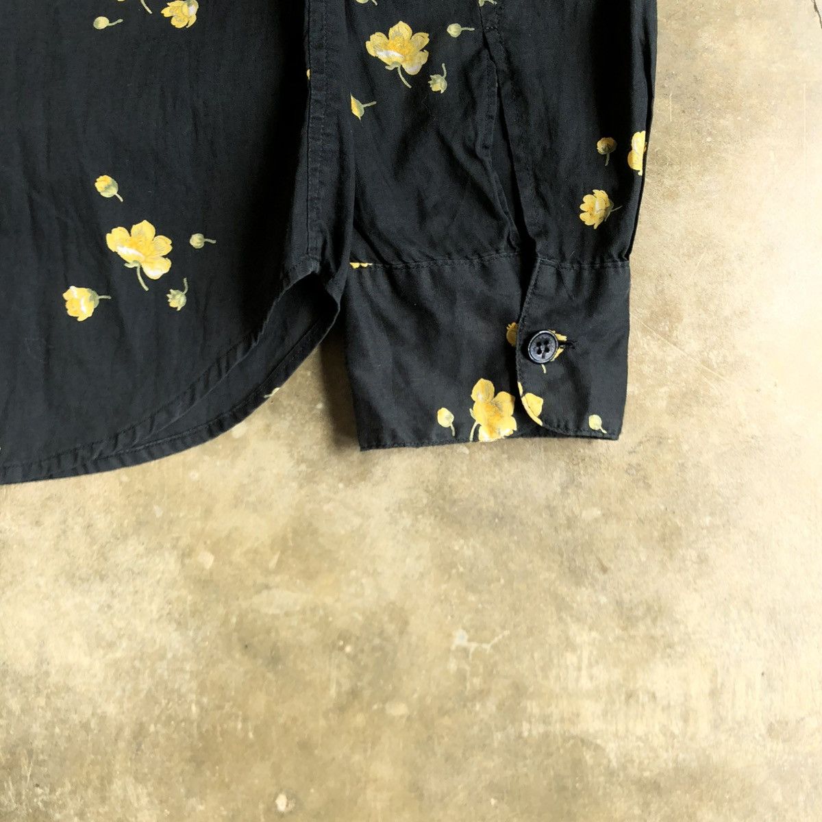 agnes b. 🇯🇵Vintage agnes b. Paris Flowers Button Up Shirt Luxury Black Size US S / EU 44-46 / 1 - 8 Thumbnail
