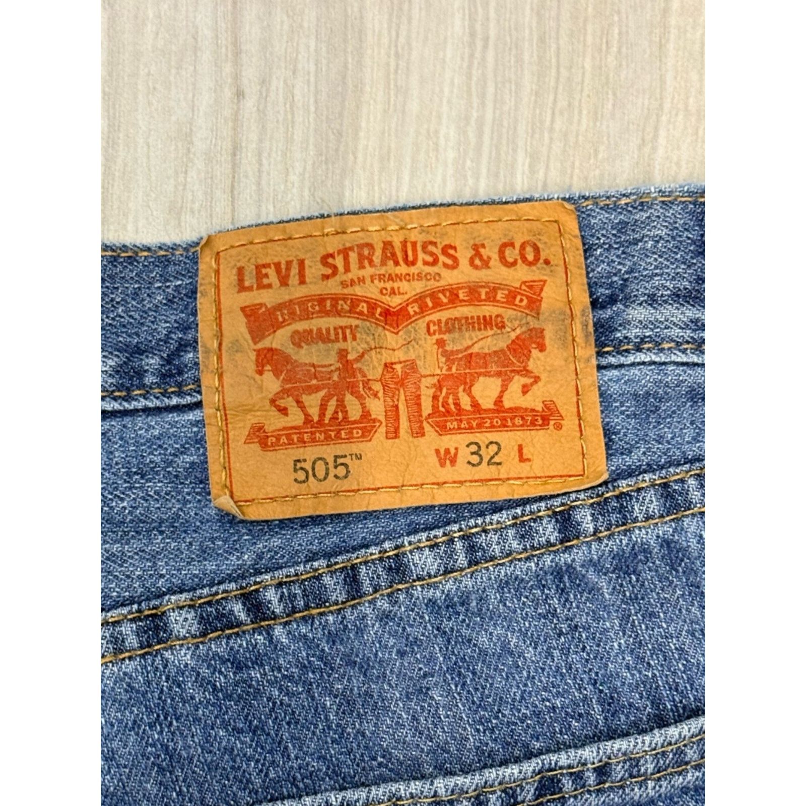 Levi's Levi’s 505 Light Wash Denim Shorts Size US 32 / EU 48 - 4 Thumbnail