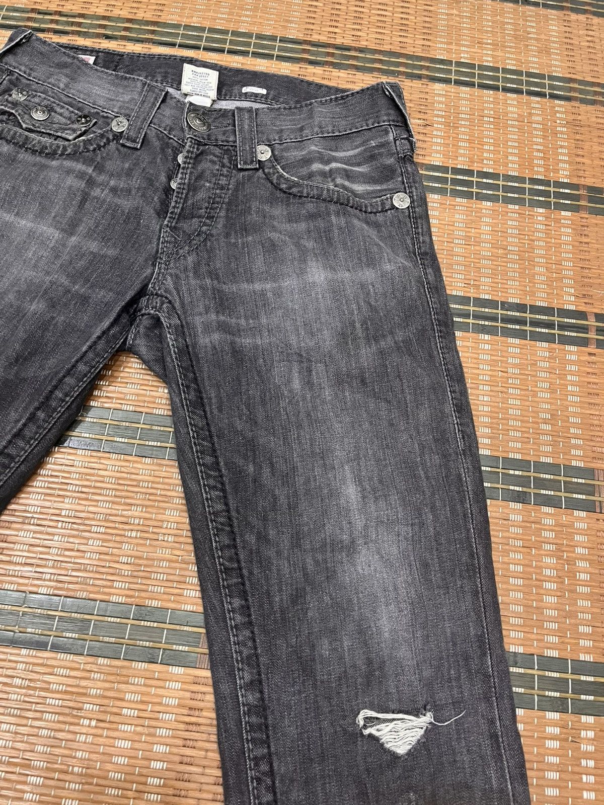 True Religion True Religion Jack Big T Distressed Denim Size US 32 / EU 48 - 4 Thumbnail