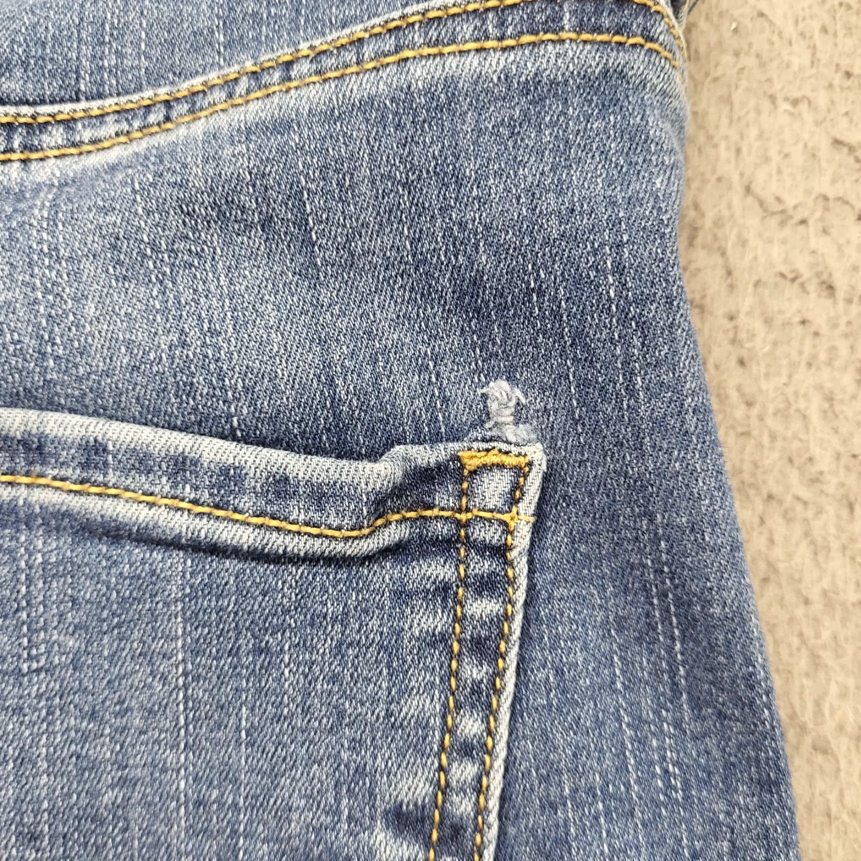 American Eagle Outfitters American Eagle Jeans Womens 14L Curvy High Rise Jegging Distressed Stretch Denim Jeans Holiday 90s Grunge Logo Zipper Button Pocket Size 36" / US 14 / IT 50 - 6 Thumbnail