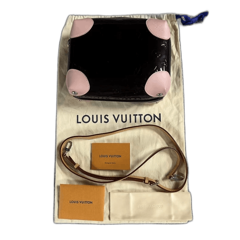 Louis Vuitton Louis Vuitton Pink Cherry Print Shoulder Bag Size ONE SIZE - 1 Thumbnail