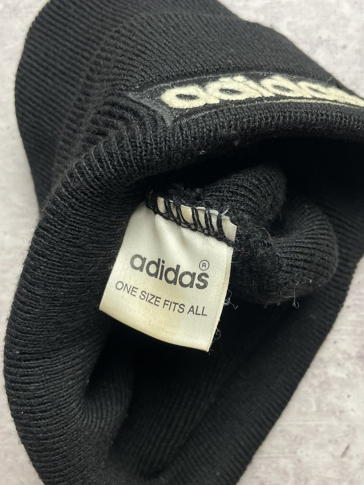 Adidas × Vintage Vintage adidas beanie hat Size ONE SIZE - 4 Thumbnail