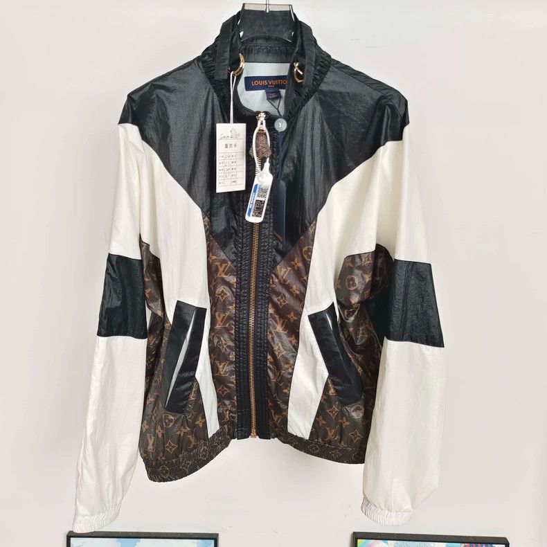 Louis Vuitton Louis Vuitton 24-block zip-up long-sleeve jacket Size XXS / US 00 / IT 34 - 1 Thumbnail
