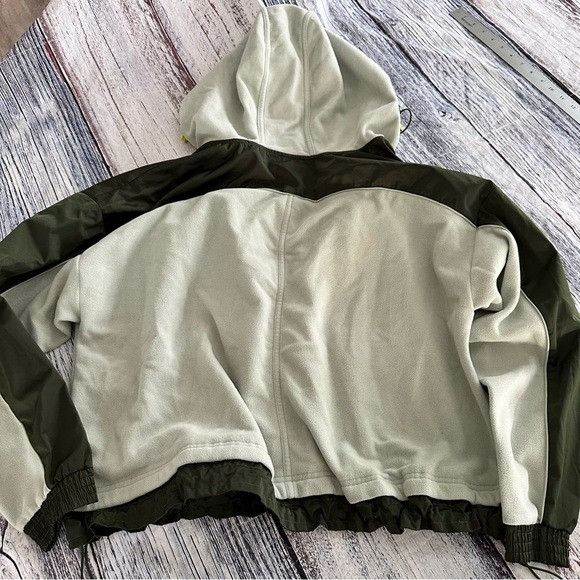 Athleta Athleta Zion Microfleece 1/4 Zip Hoodie Jacket #511865 Size M / US 6-8 / IT 42-44 - 4 Thumbnail