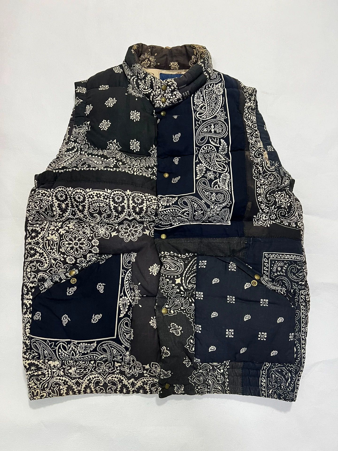 visvim INSULATOR DOWN VEST ペイズリー visvim INSULATOR DOWN VEST ペイズリー visvim INSULATOR DOWN VEST