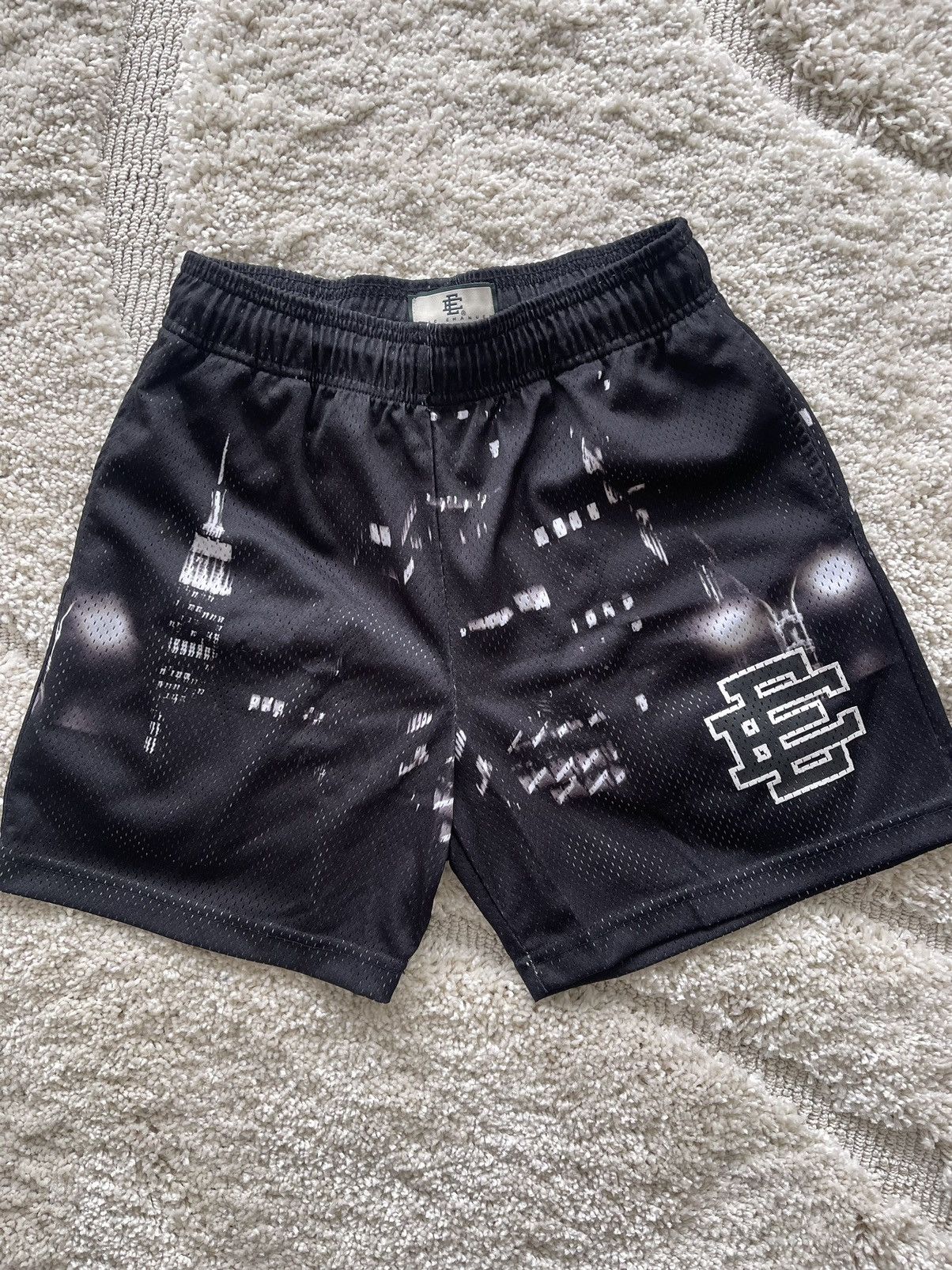 image of Eric Emanuel Eric Emmanuel Nyc Skyscraper Shorts Size Small in Black, Men's