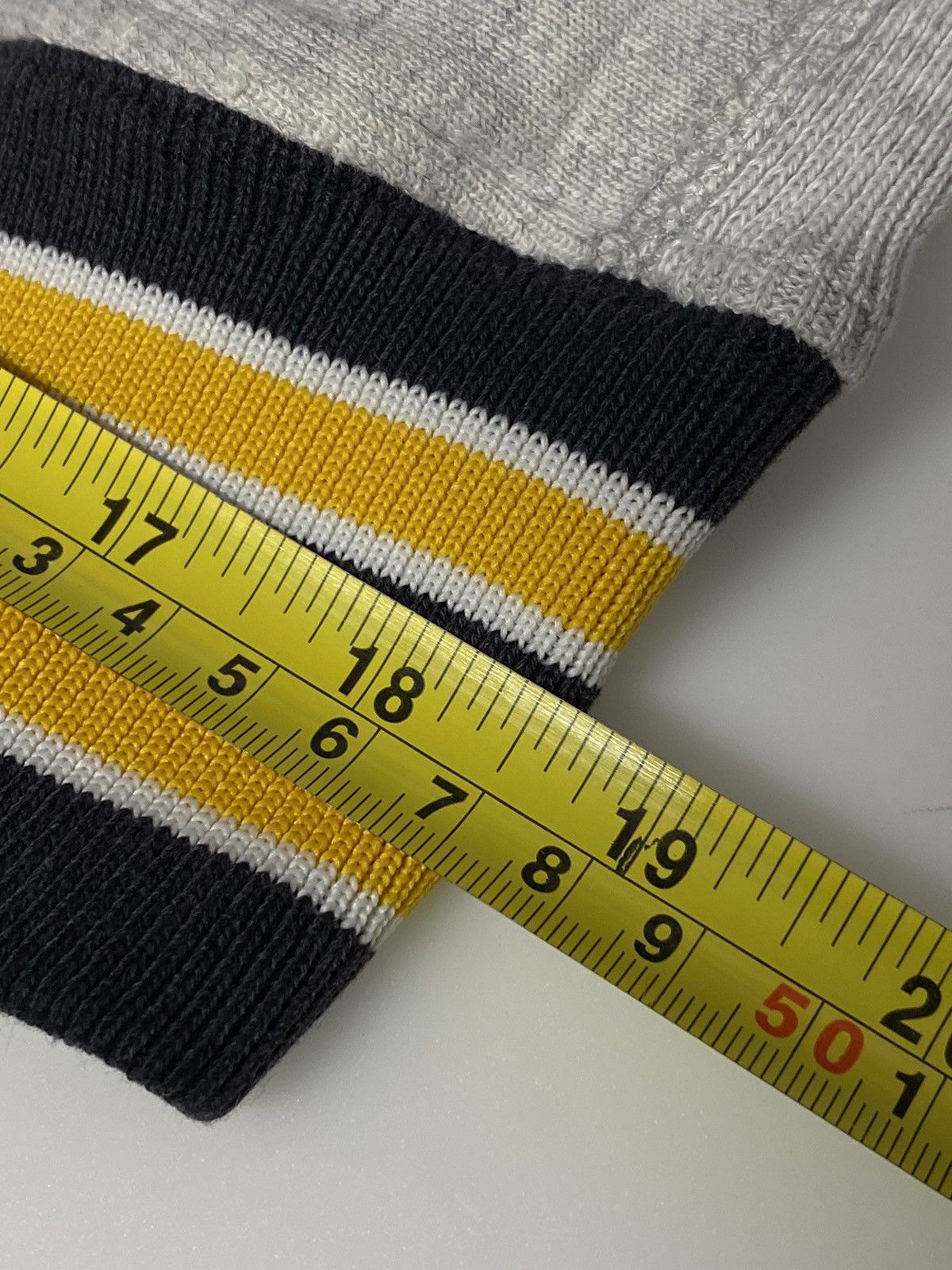 Vintage Vintage 90s Iowa University Crewneck Sweater Size US M / EU 48-50 / 2 - 9 Thumbnail