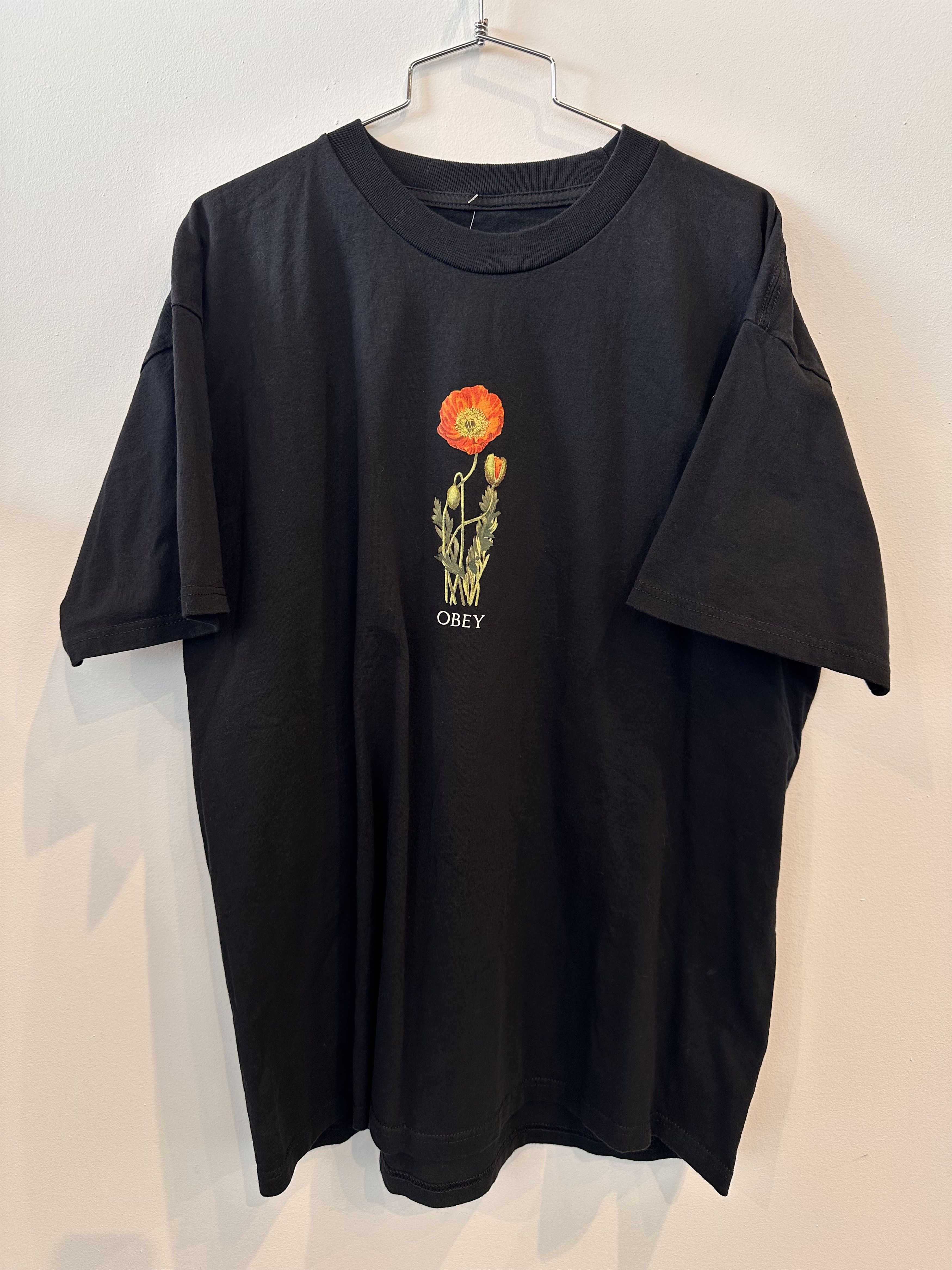 Obey × Shepard Fairey OBEY Chaos Flower tee XL Size US XL / EU 56 / 4 - 2 Thumbnail
