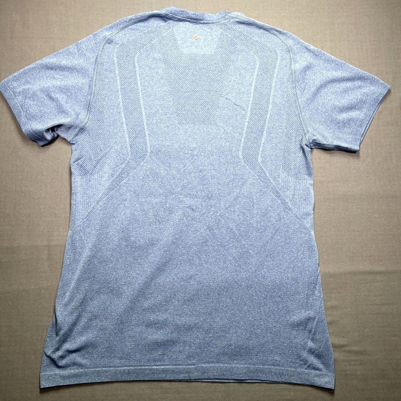 Lululemon Lululemon Shirt Mens Large Blue Vent Tech Seamless Athletic Workout Top Size US L / EU 52-54 / 3 - 3 Thumbnail