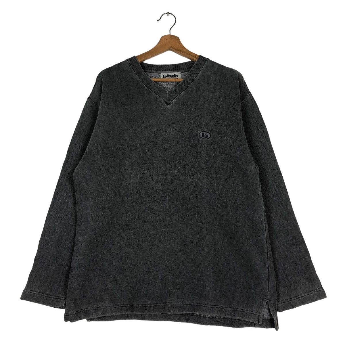 Japanese Brand 🔥VINTAGE SWEATSHIRT BITCH SKATEBOARD USA BIG LOGO Size US M / EU 48-50 / 2 - 1 Thumbnail