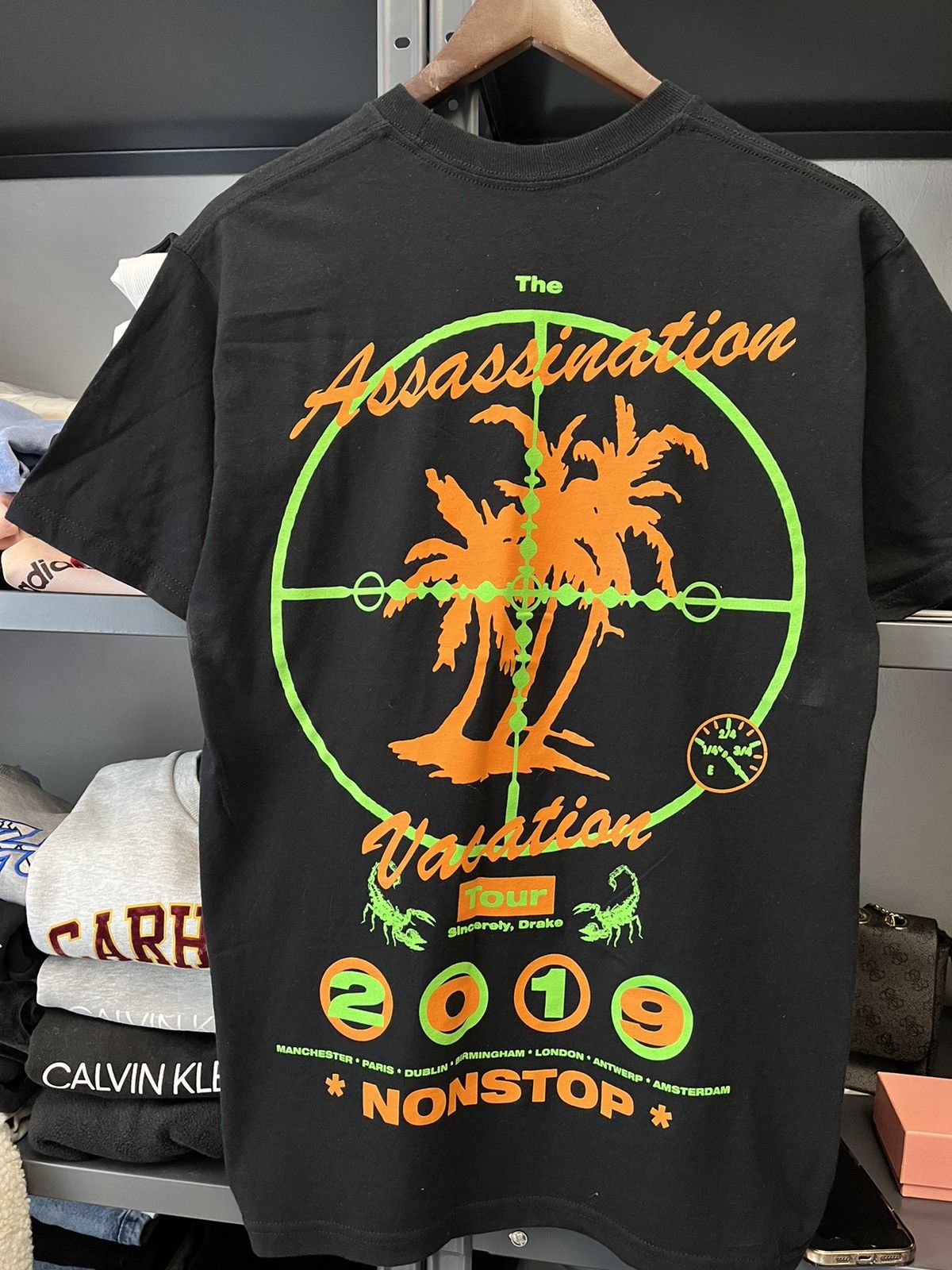 Rap Tees Drake Assasination Vacation Tour T-shirt Size US M / EU 48-50 / 2 - 4 Thumbnail
