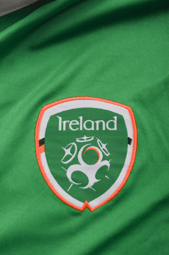 Umbro Umbro Ireland Football Jersey Green Graphic Print Size XL Size US XL / EU 56 / 4 - 3 Thumbnail