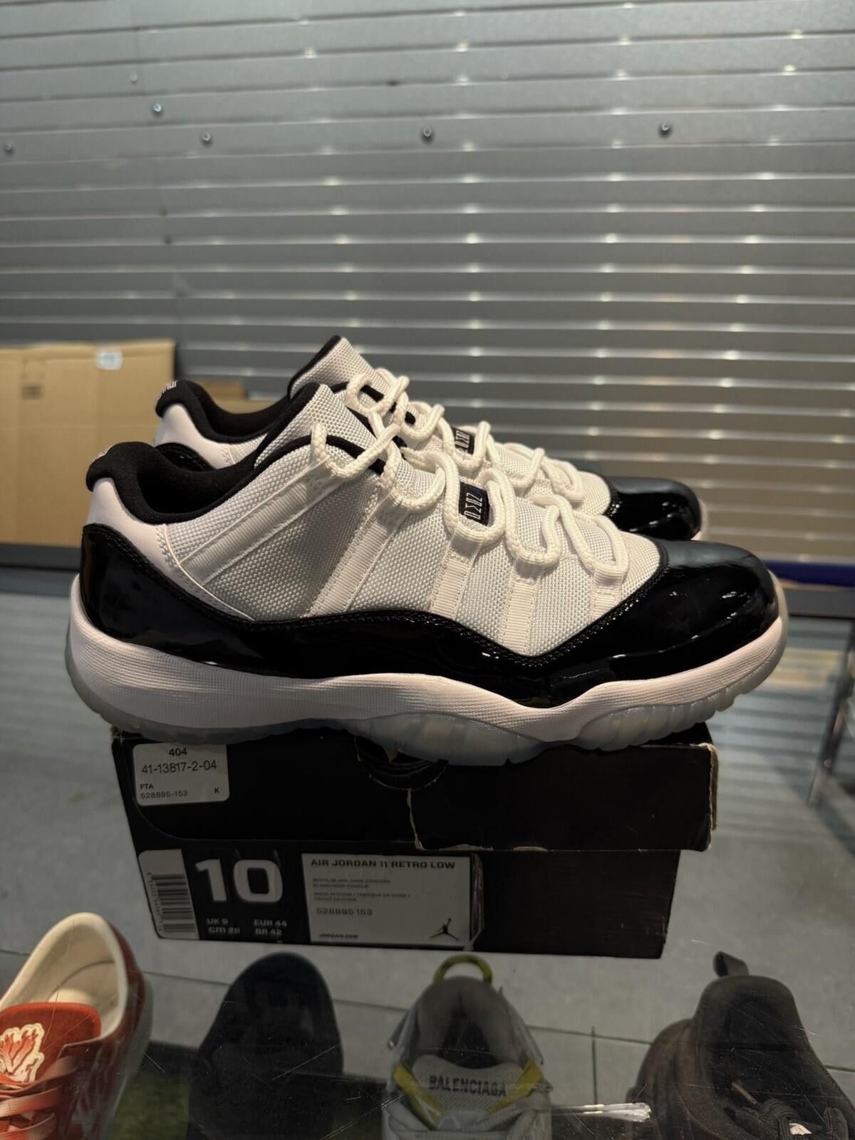 Jordan Brand New Jordan 11 Retro Low Concord Mens Size 10 528895-153 Size US 10 / EU 43 - 1 Thumbnail