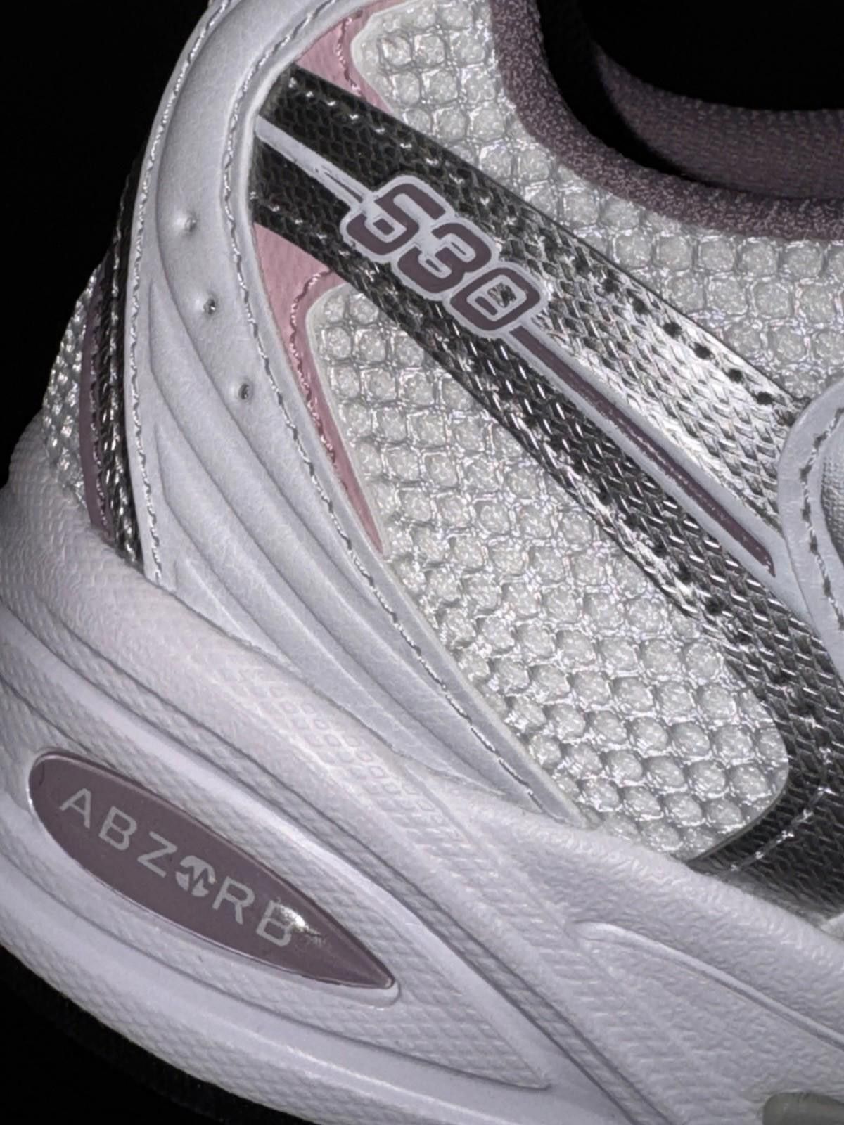 New Balance New Balance 530 'White Silver Ice Wine Pink' W 10.5W/9Mens Size US 10.5 / IT 40.5 - 7 Thumbnail