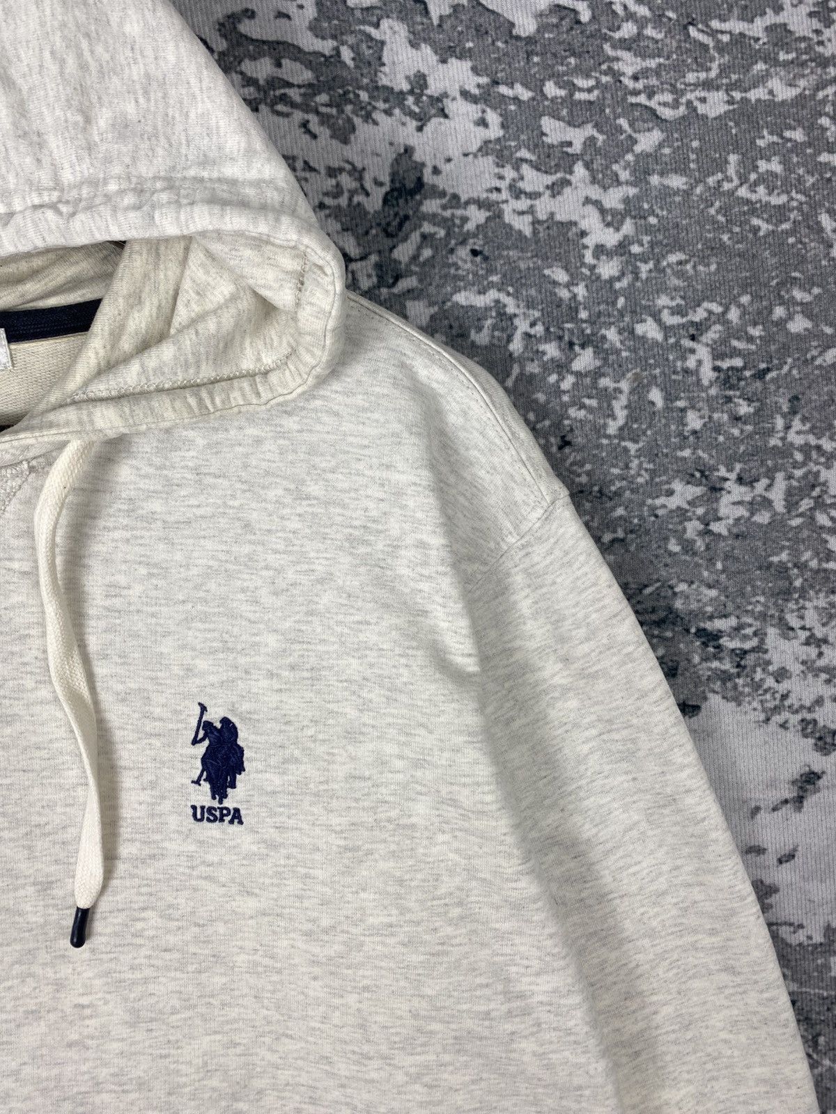 U.S. Polo Assn. Vintage U.S. Polo Assn Pullover Hoodies Size US L / EU 52-54 / 3 - 3 Thumbnail