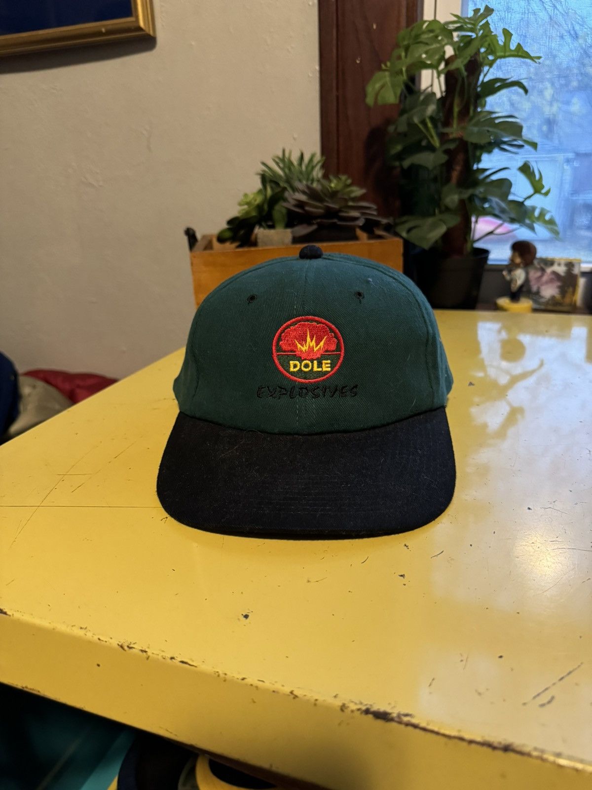 Vintage Vintage Dole Explosives Hat Size ONE SIZE - 1 Thumbnail