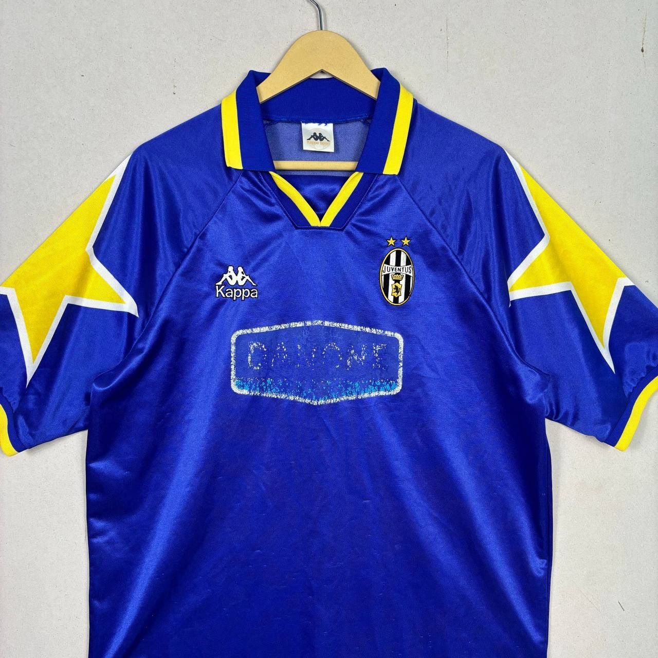 Vintage Vintage Juventus 1994-95 Away Shirt Football Jersey Size US L / EU 52-54 / 3 - 3 Thumbnail