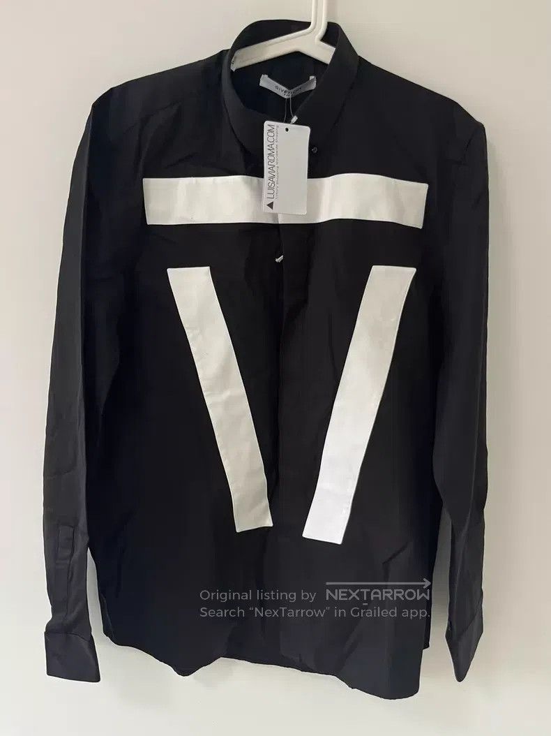 Givenchy Givenchy size 41 Long Sleeve Shirt Size US XL / EU 56 / 4 - 1 Thumbnail