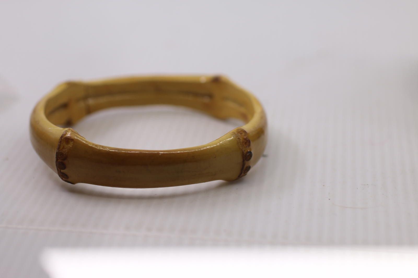 The Unbranded Brand Vintage Faux Bamboo Bangle Bracelet 70s Boho Jewelery Size ONE SIZE - 1 Thumbnail