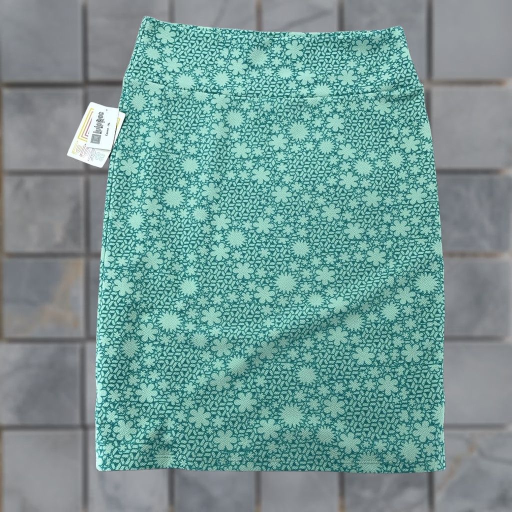 Vintage LuLaRoe Skirt Womens XL Green Teal Floral Knit Pencil Stretch elastic Waist Pull On Knee Length Vintage Cassie Size 40" / US 18 - 1 Thumbnail
