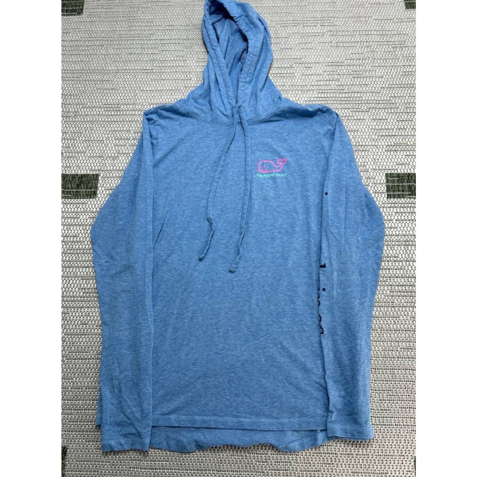 Vineyard Vines Vineyard Vines T Shirt Womens XS Edgartown Blue Whale Logo Nylon Stretch Hooded Size XS / US 0-2 / IT 36-38 - 2 Thumbnail