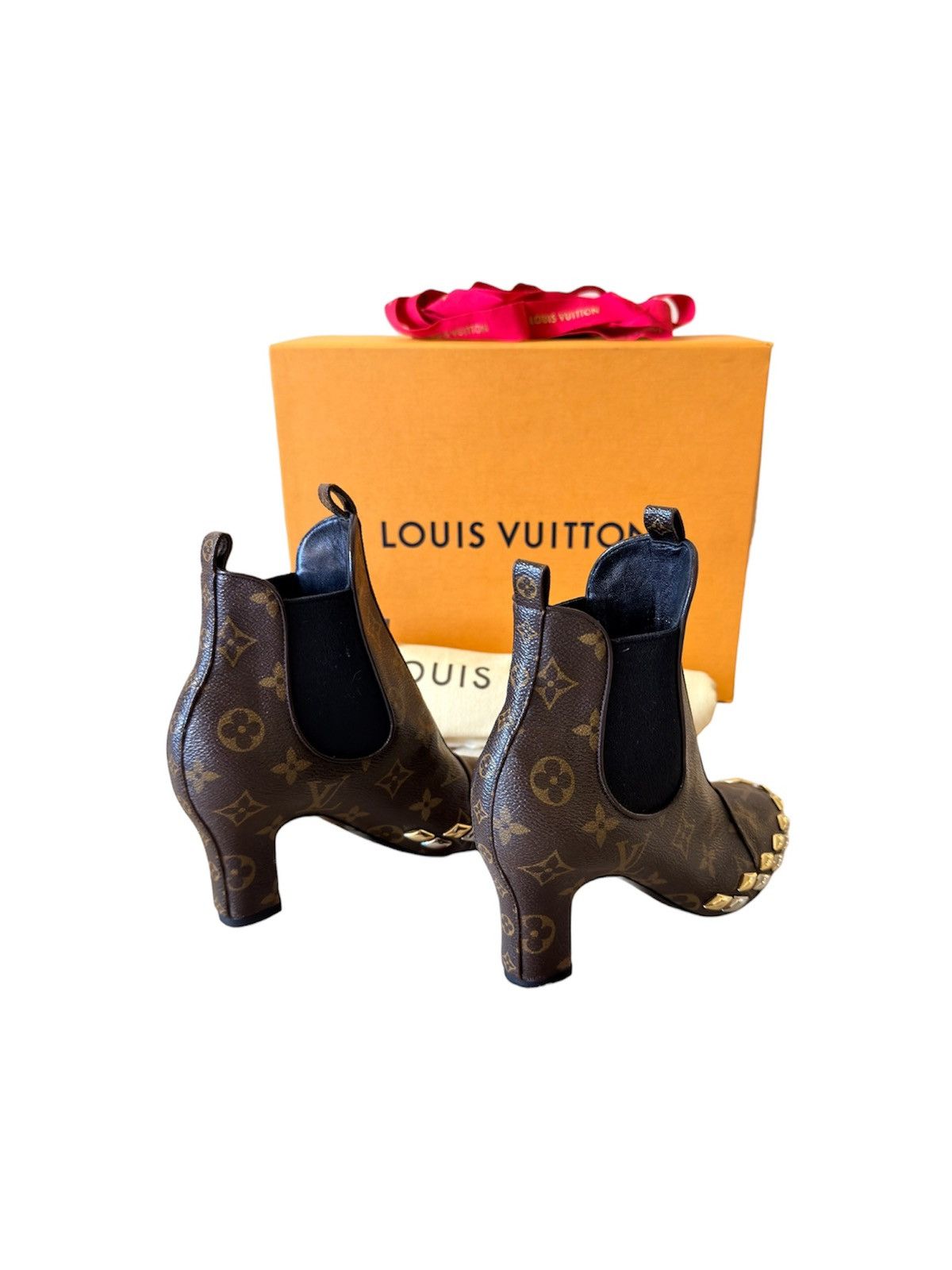 Louis Vuitton Louis Vuitton studded Leather Monogram Ankle Women Boots Size US 4.5 / IT 34.5 - 4 Thumbnail
