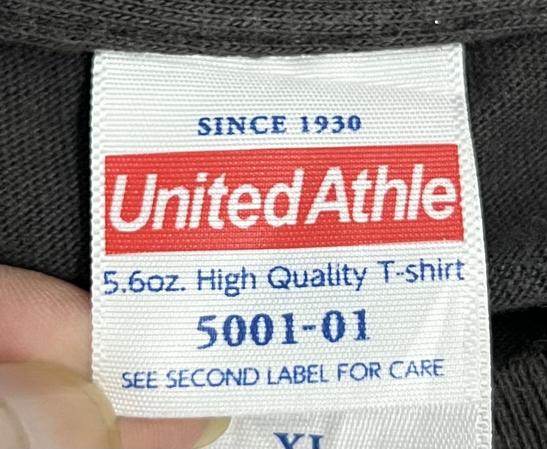 Vintage UNITED ATHLE NO FAME IS MORTAL BE FREE BY KNOWING SHIRT Size US XL / EU 56 / 4 - 7 Thumbnail
