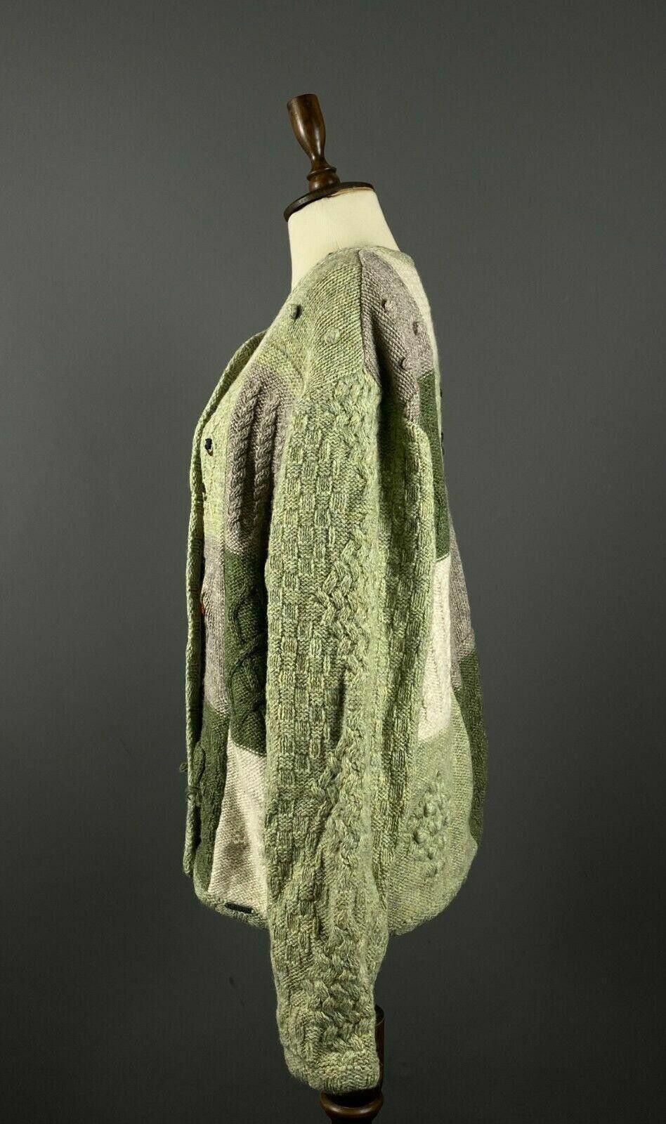 GIESSWEIN Giesswein Green Floral Pure Wool Cardigan Size D44 / US14 Size US M / EU 48-50 / 2 - 5 Thumbnail