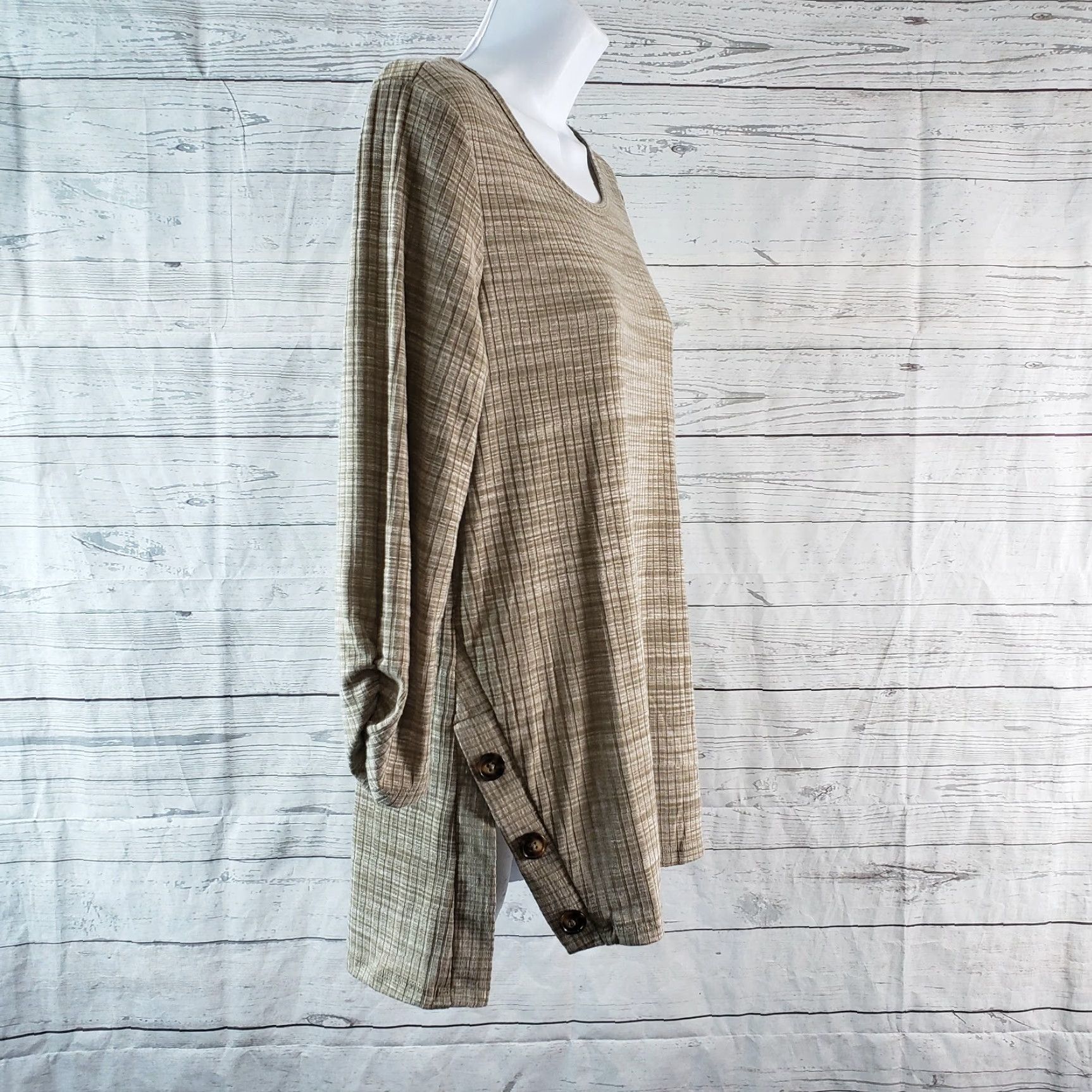 Vintage Fortune + Ivy Keira Button Detail Knit Top Blouse Womens S Small Taupe Brown 3/4 Sleeve Round Neck Pullover Knit Top Vintage No Mens Womens Size S / US 4 / IT 40 - 3 Thumbnail