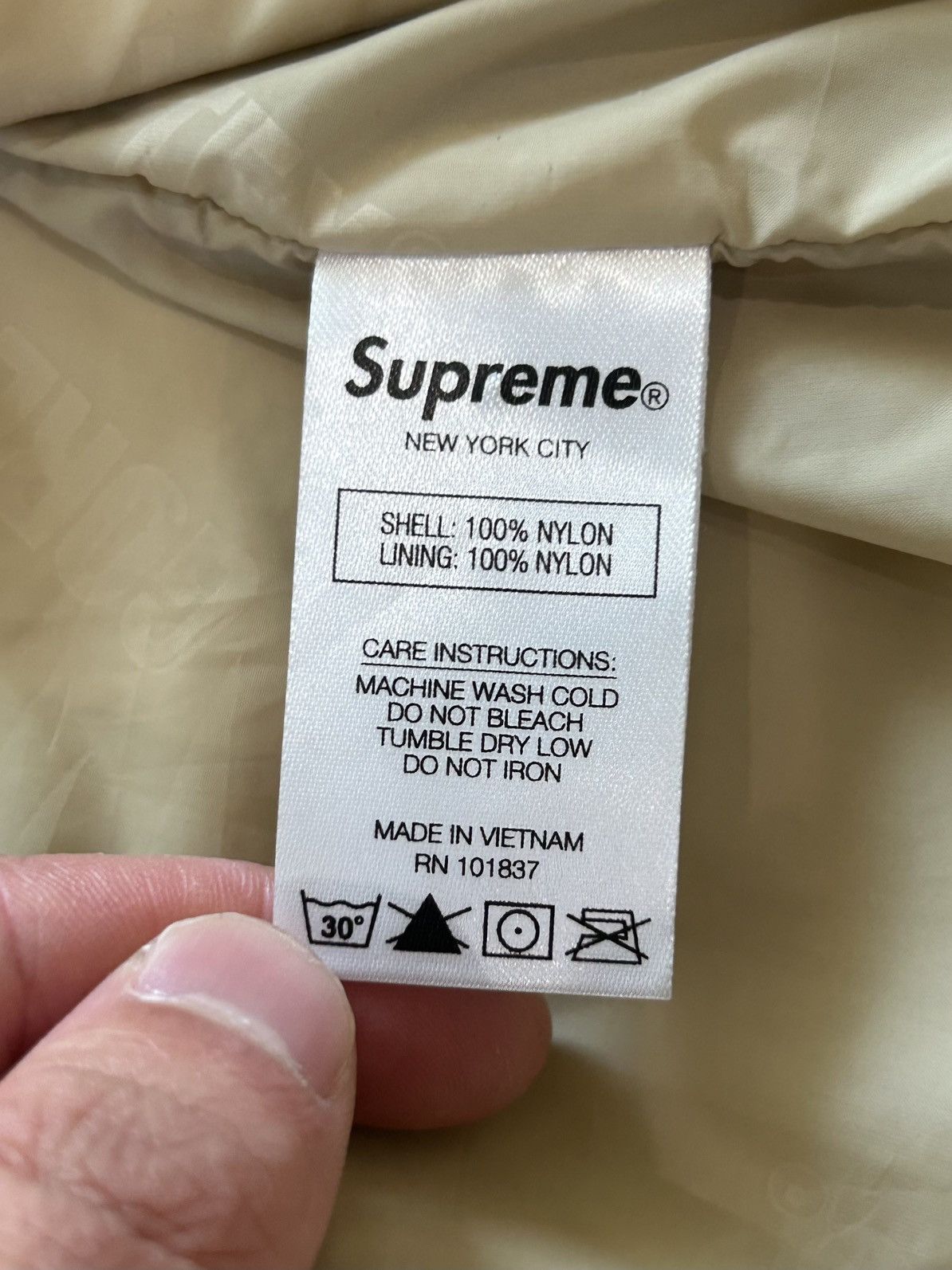 Supreme Supreme x Gore-Tex Outerwear Windbreaker Size US L / EU 52-54 / 3 - 7 Thumbnail